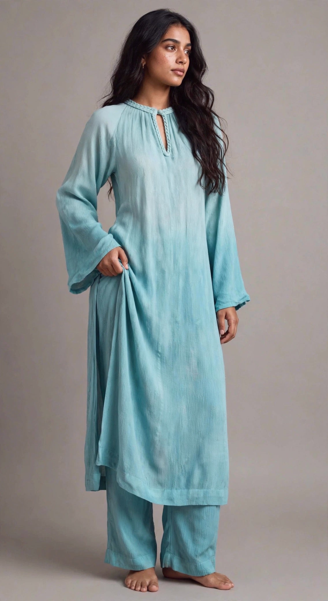 The Mira Set Sleeves : Light Teal Ombré