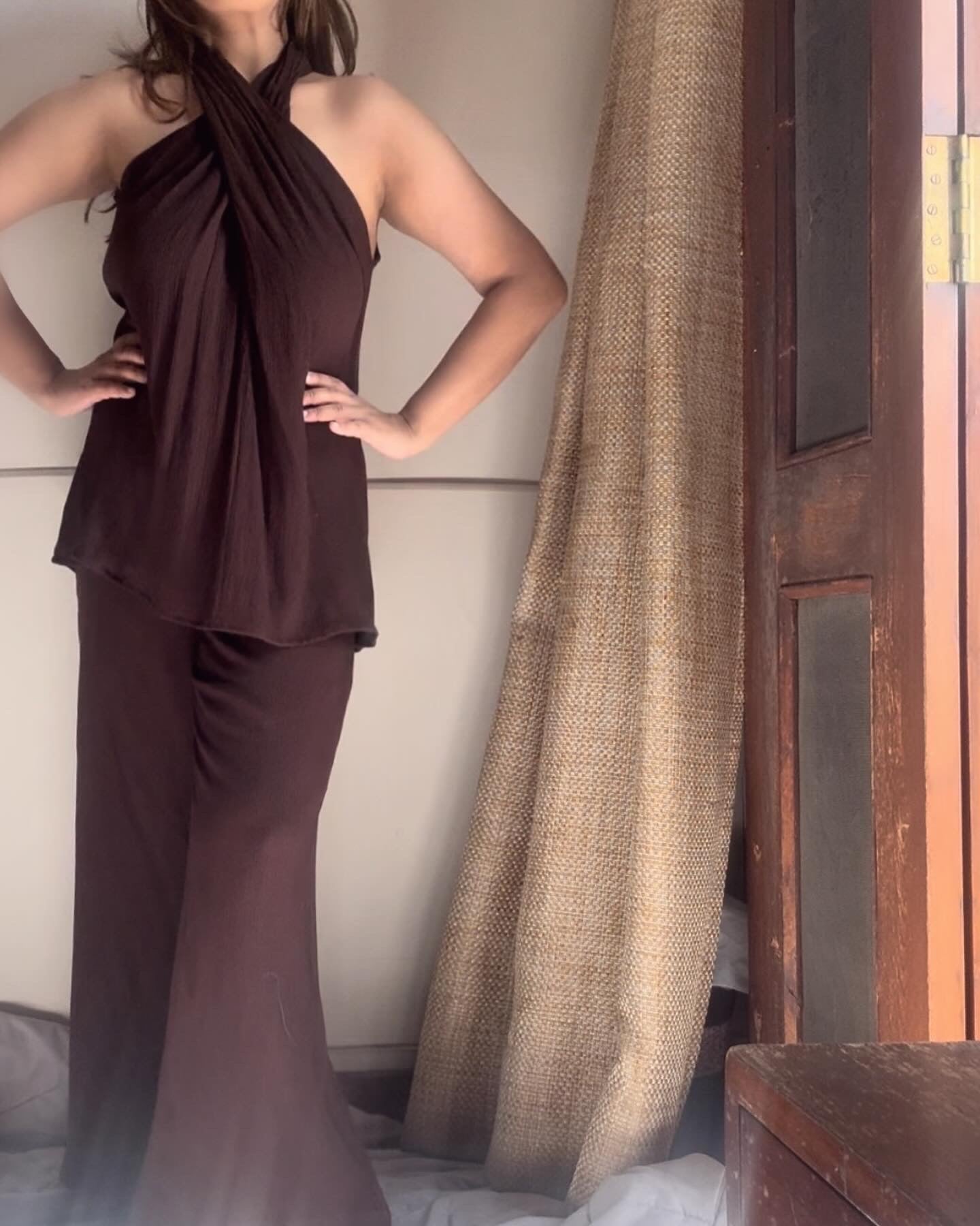 The Poseidon Set ( back covered ) : Chocolate Brown