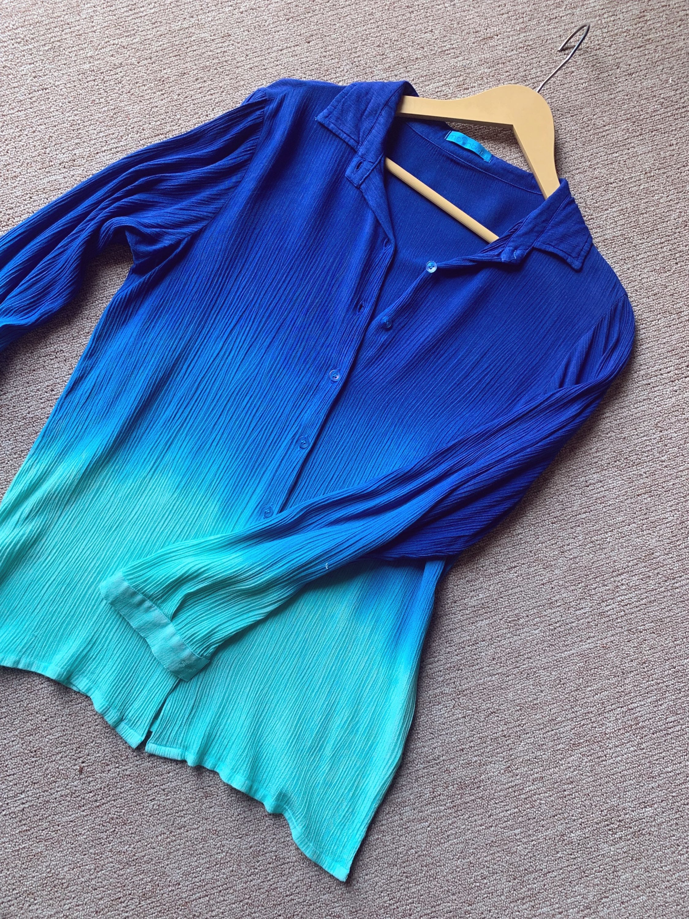 The Sand Shirt : Azura