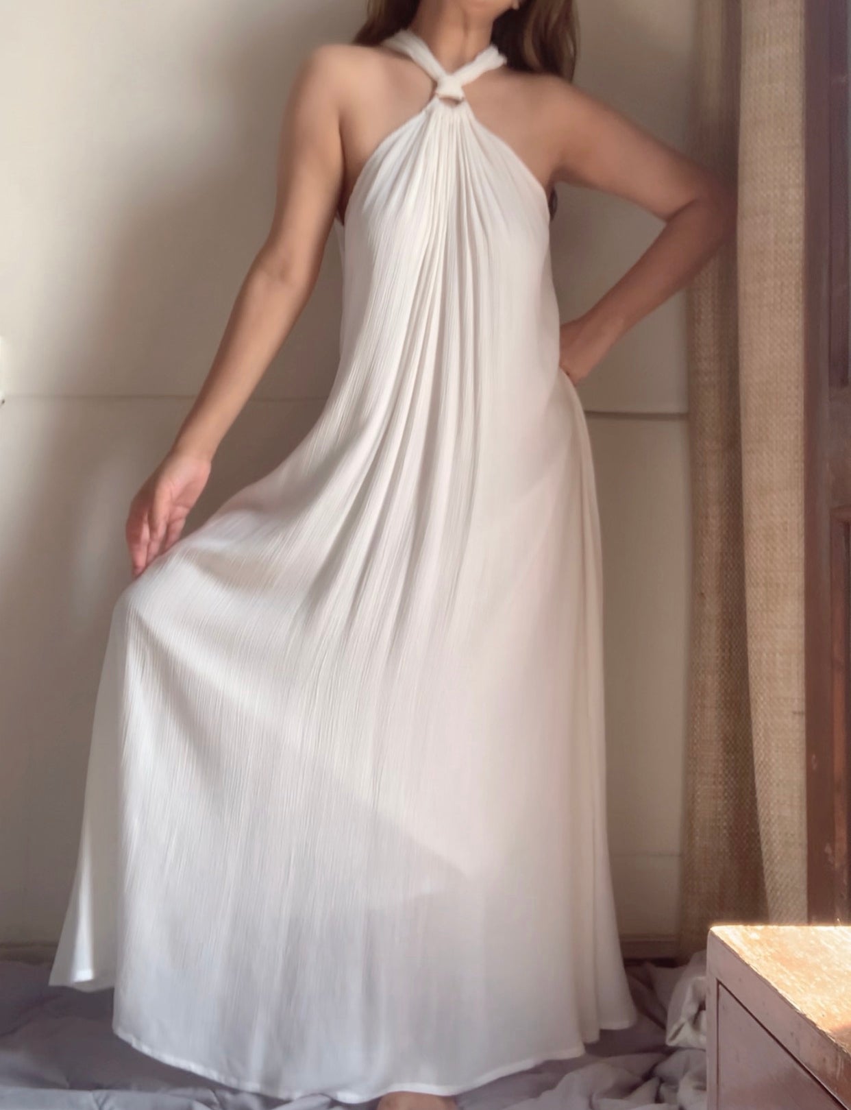 The Aurele Maxi : White