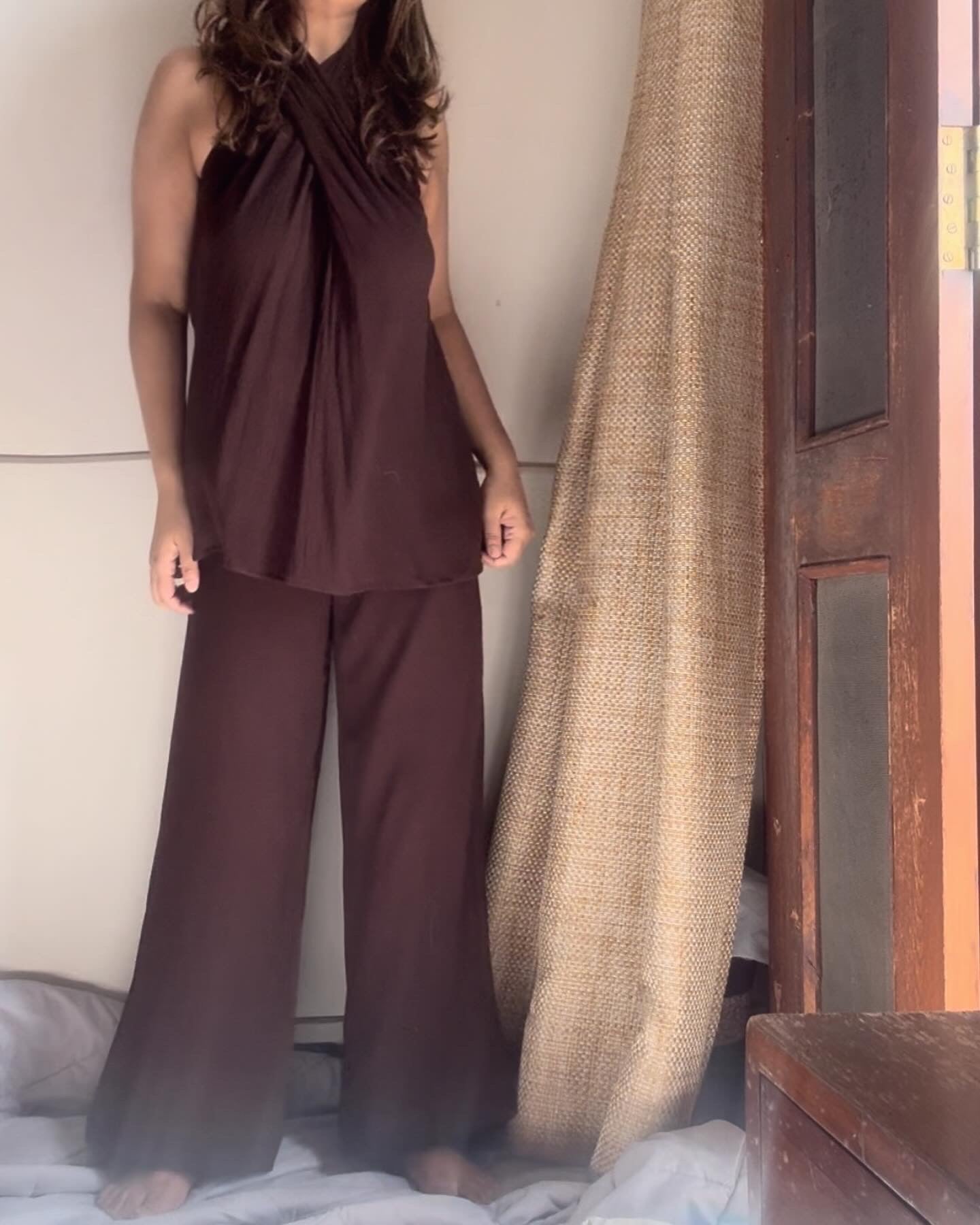 The Poseidon Set ( back covered ) : Chocolate Brown