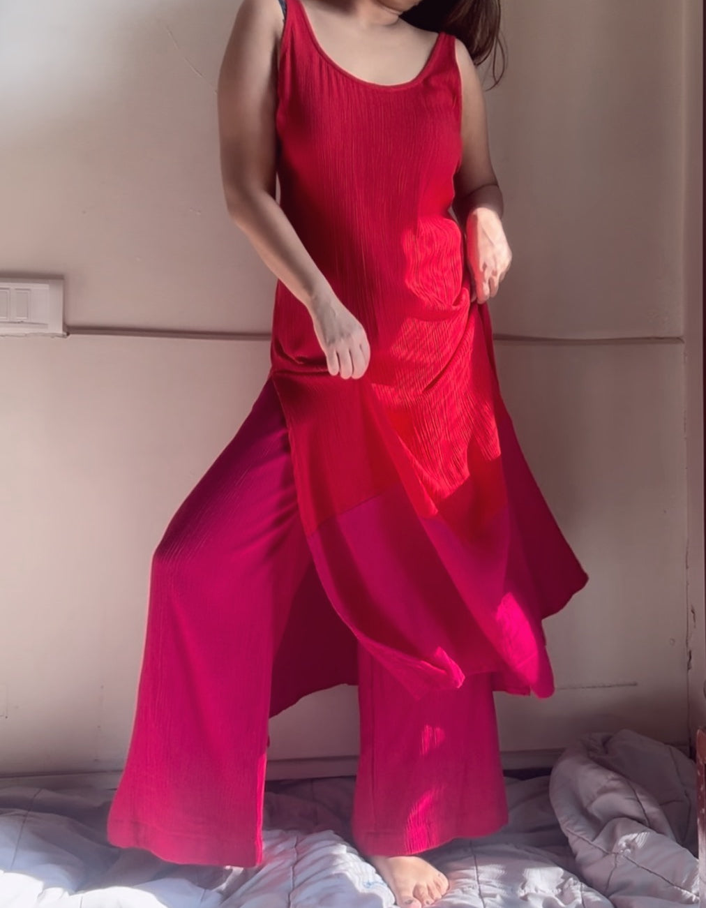 The Scarlet Lagoon : Red And Fuchsia