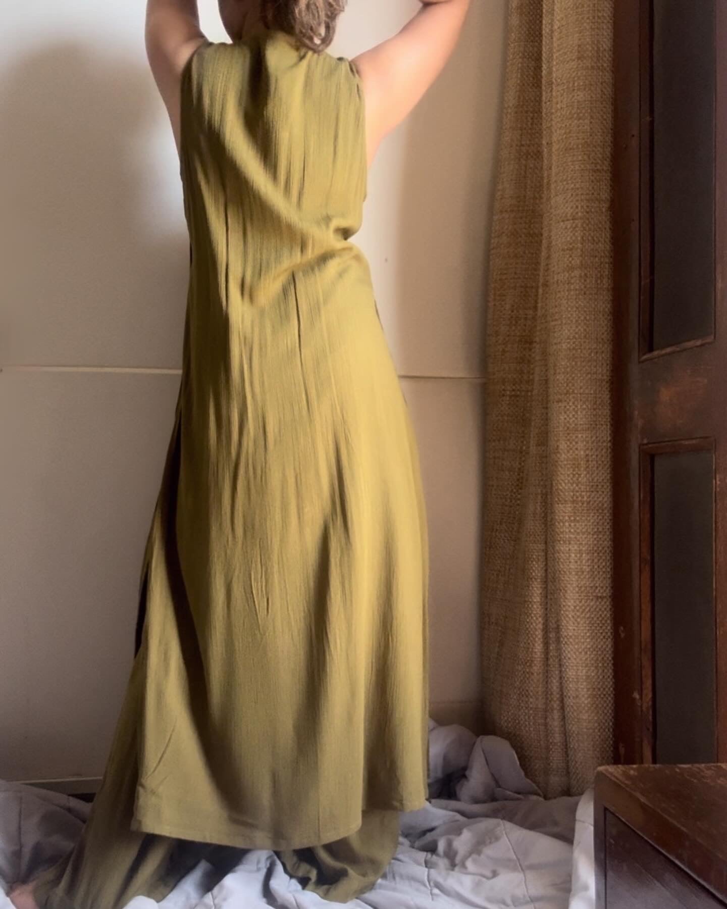 The Juliet Set : Light Olive