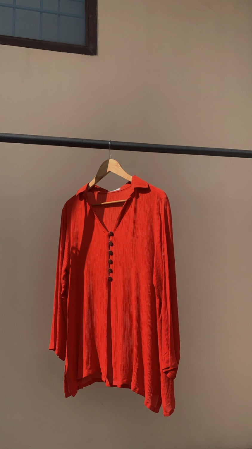 THE GAIA TOP : Cherry Red