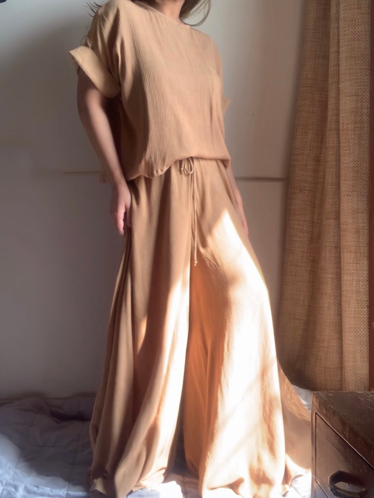 Anti Fit Top + Flared Pants : Camel