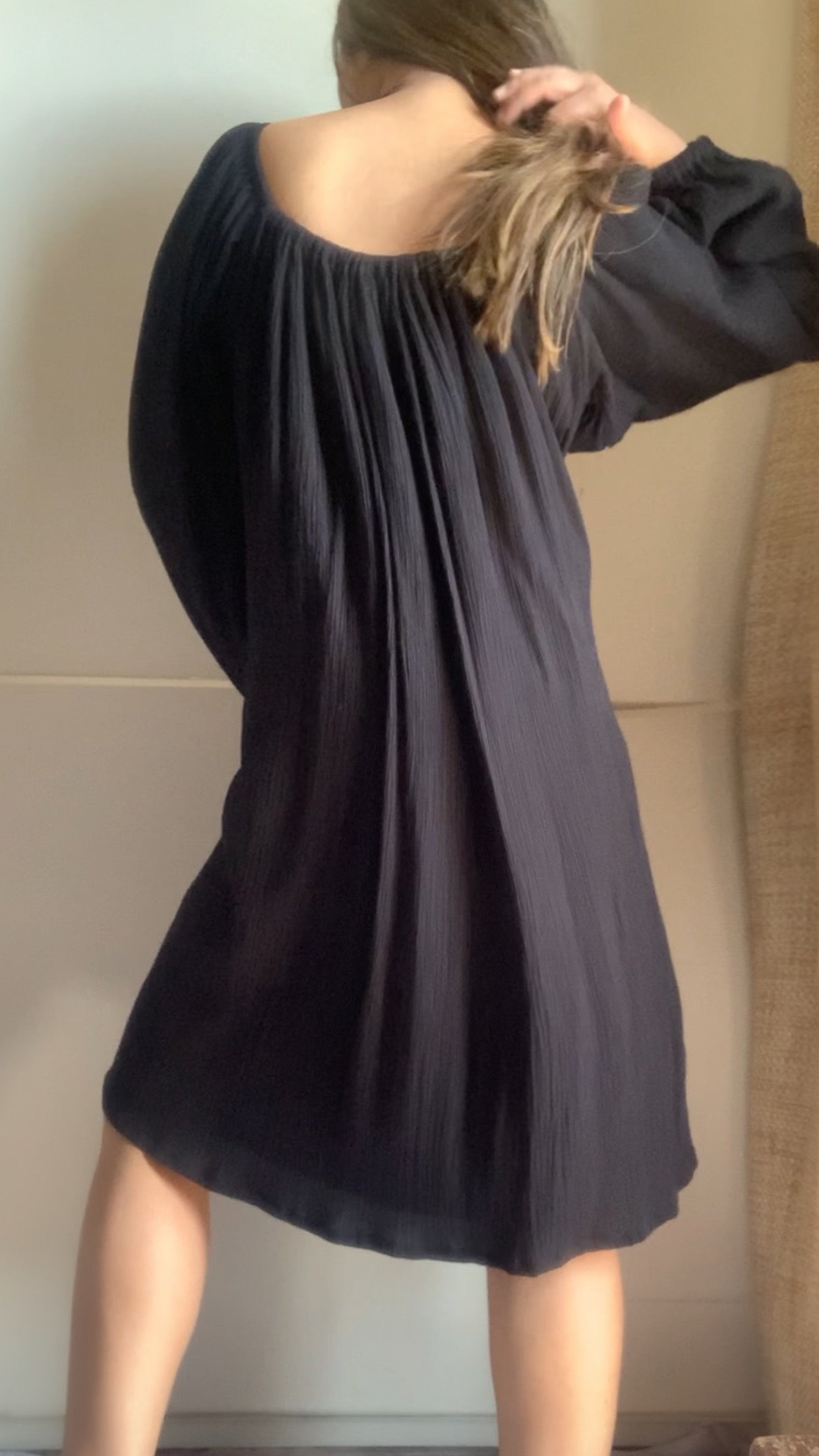 The Valentina Dress : Black
