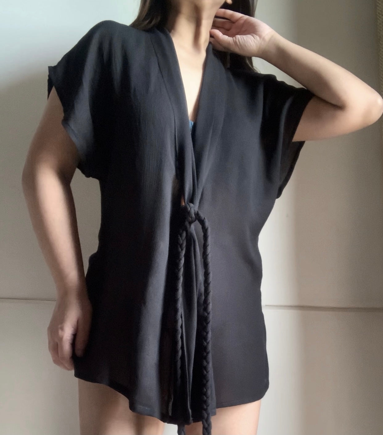THE ALEXANRA TOP : Black