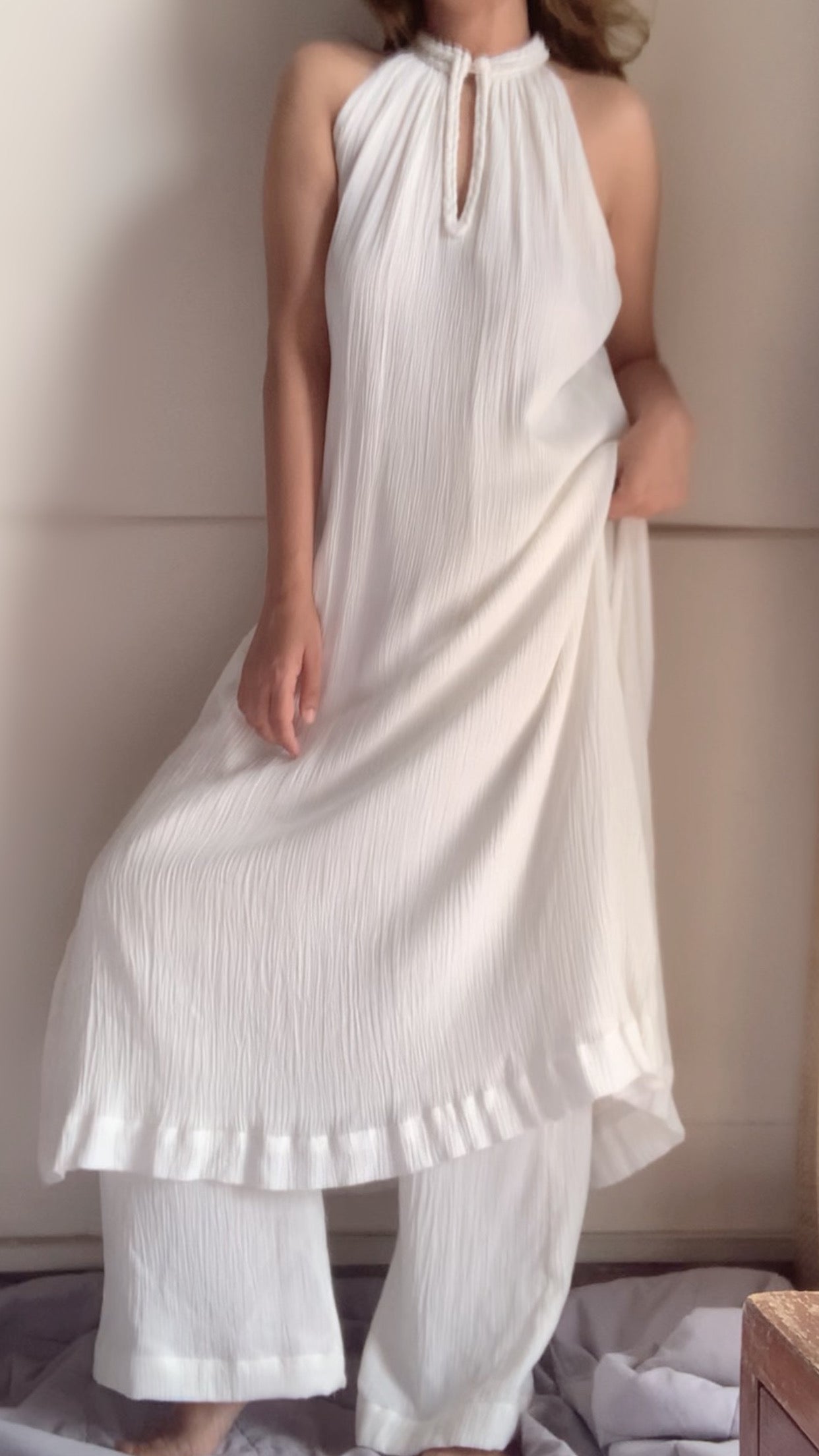 The Mira Set : White