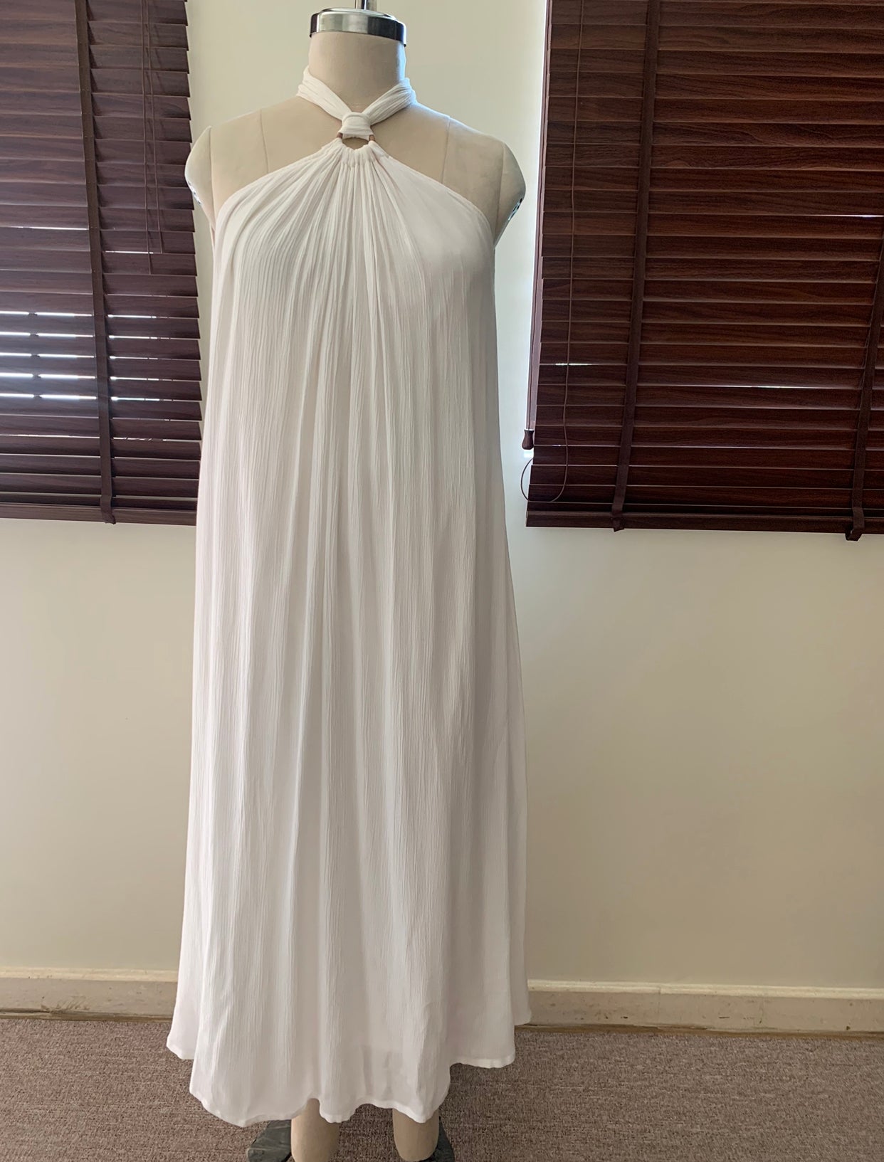 The Aurele Maxi : White