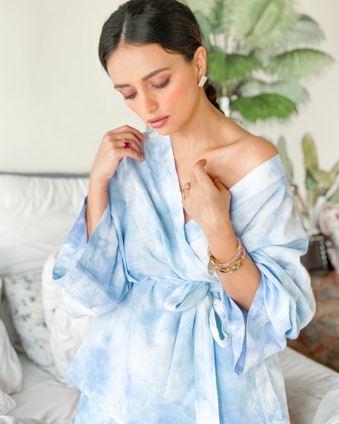 THE SKY ROBE SET