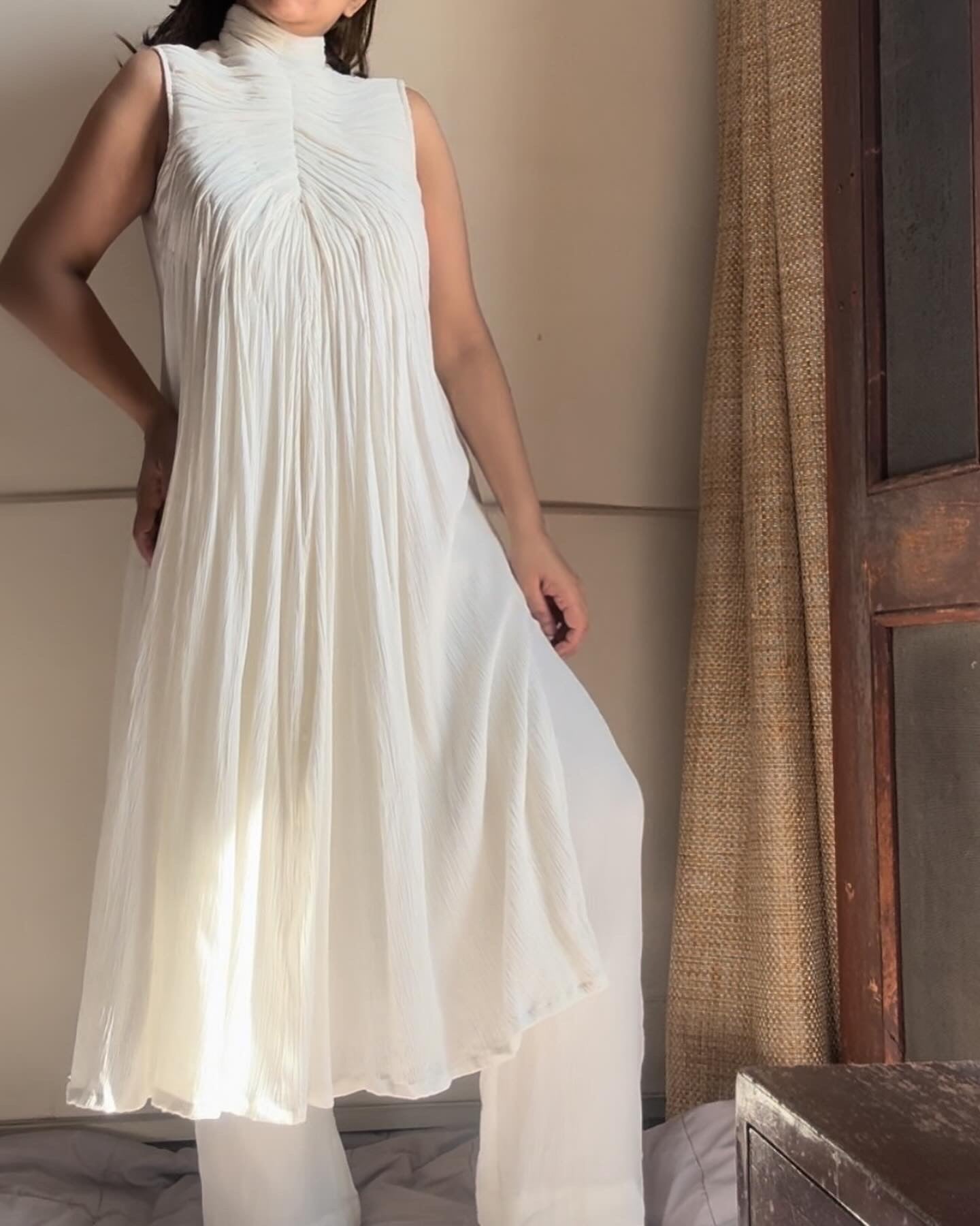 The Horizon Blush Set : White