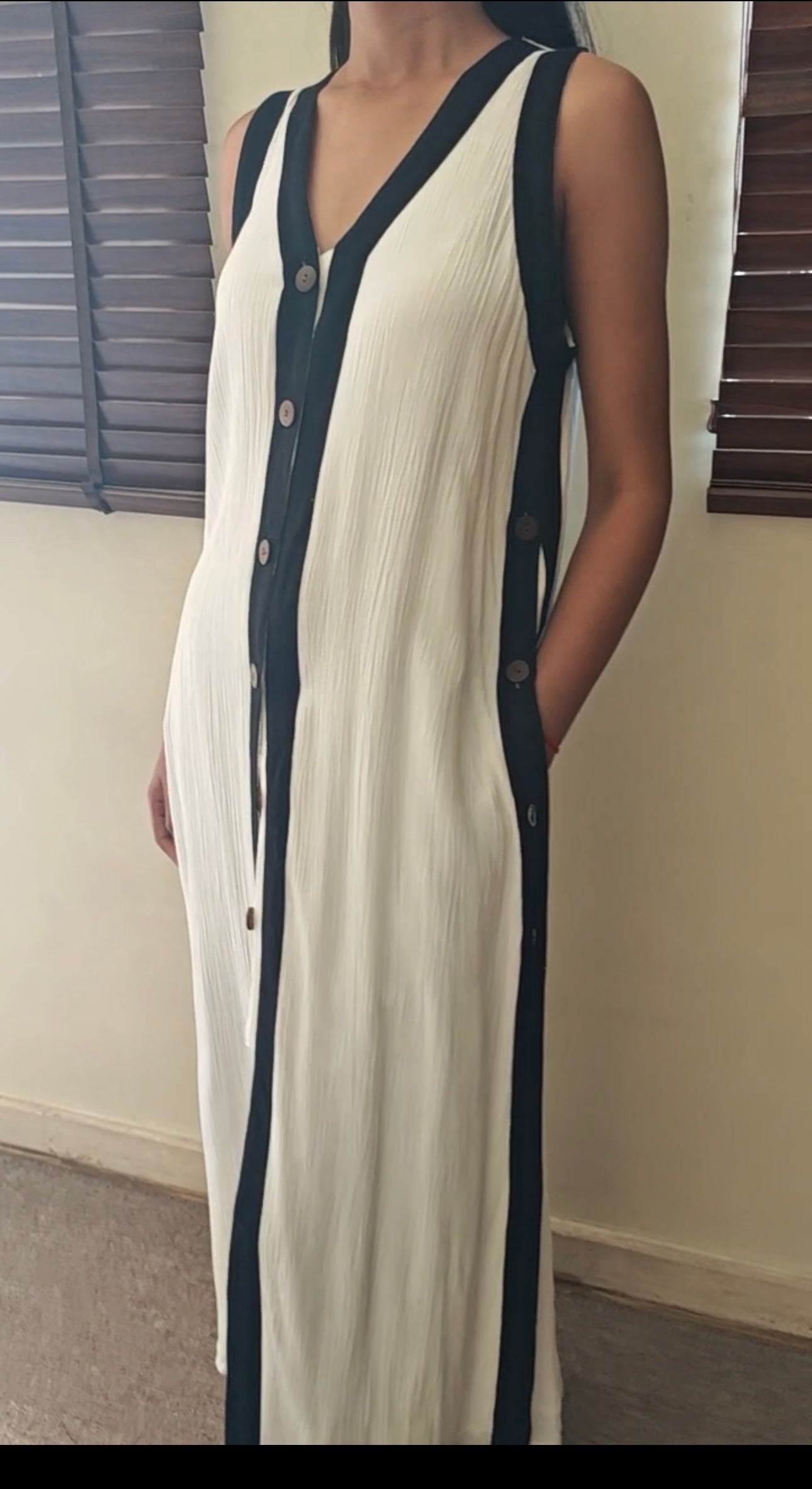 Juliet Set : White And Black