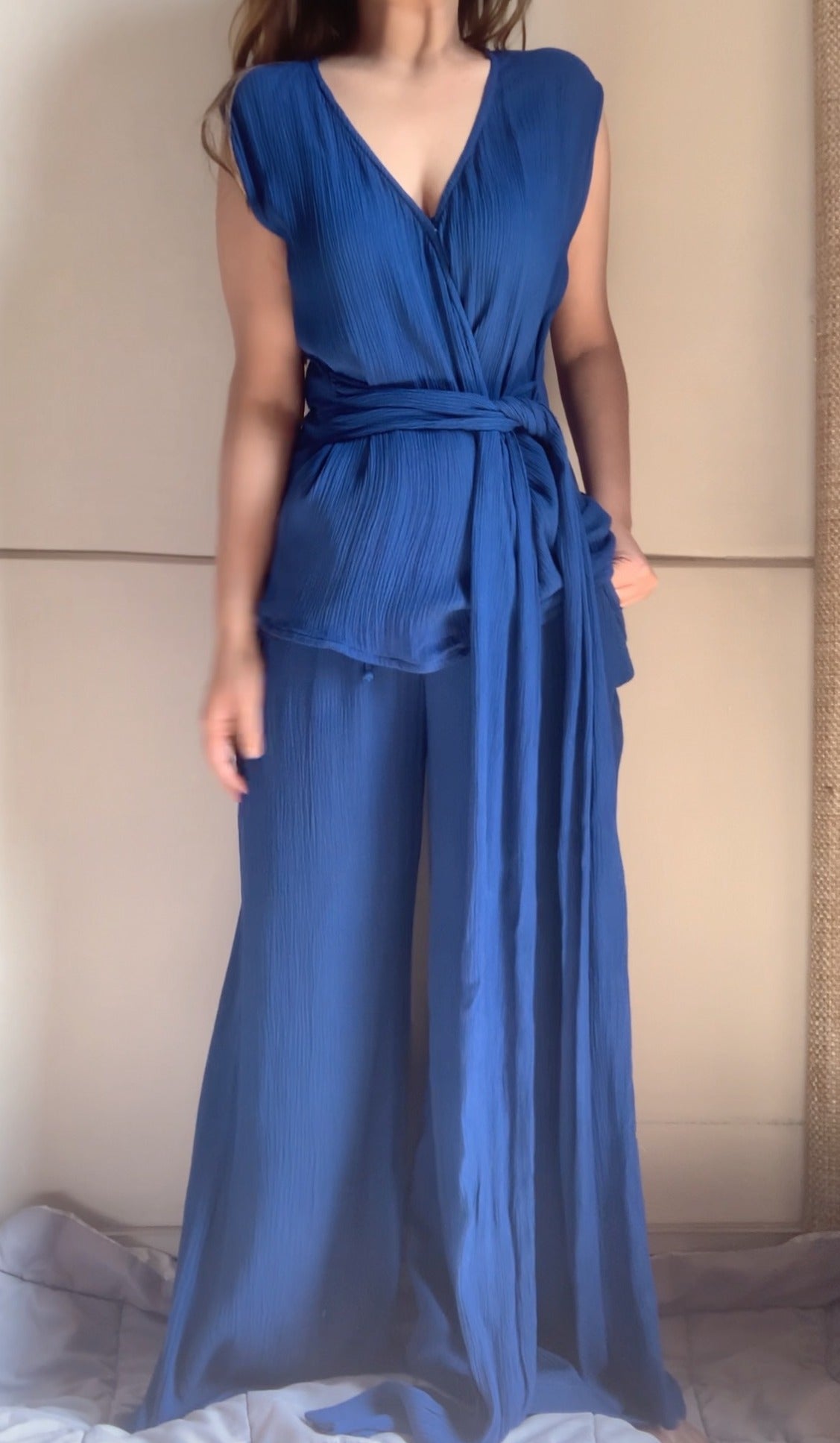 The Surge Of The Sea Set : Electric Blue