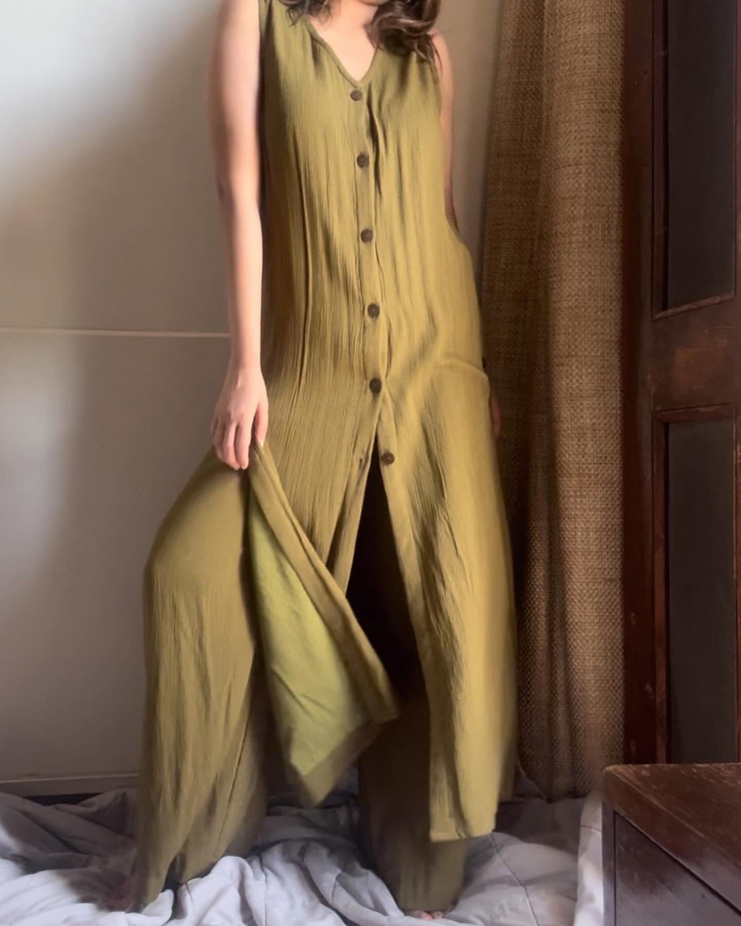 The Juliet Set : Light Olive