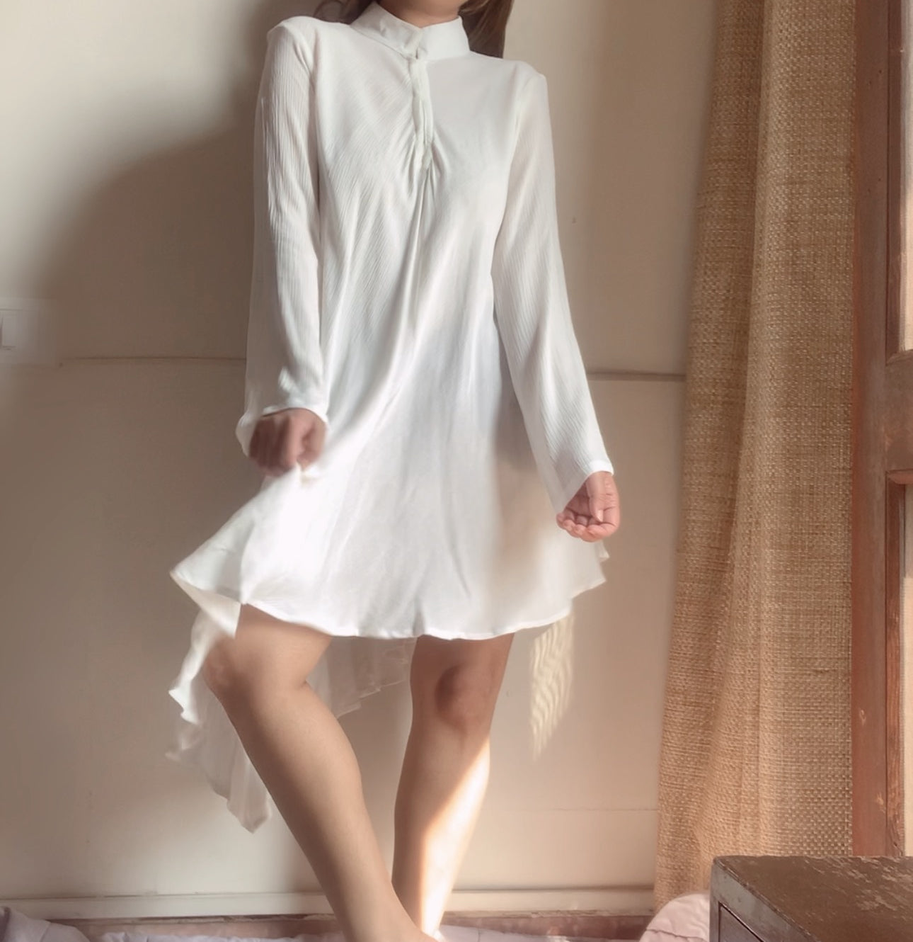 The Cora Top With Sleeves : White