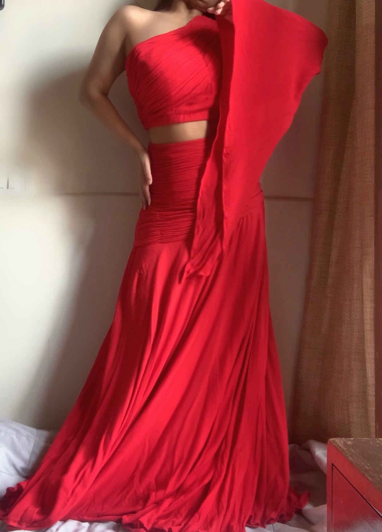 The Rosa : Red