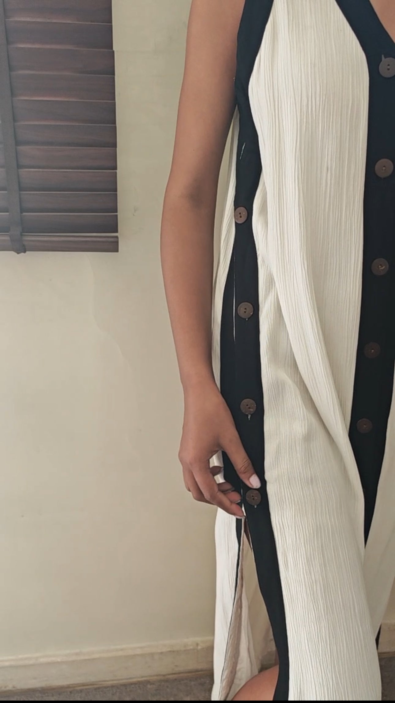 The Juliet : White And Black