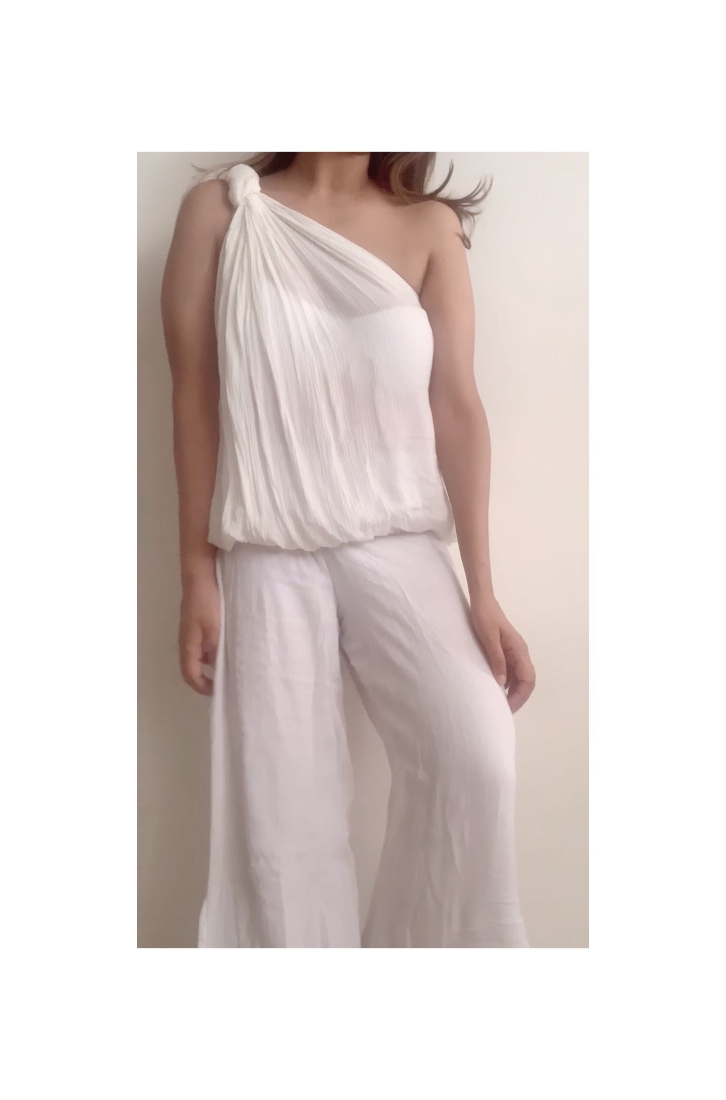 THE MAGMA Top : White