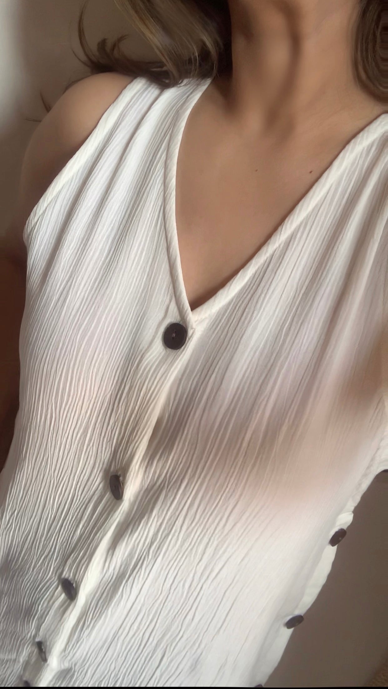 The Juliet : White