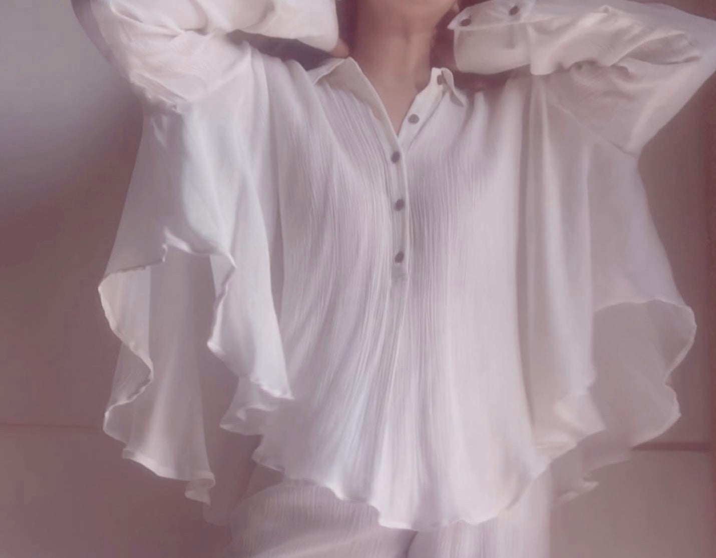 The Swirl Top : White