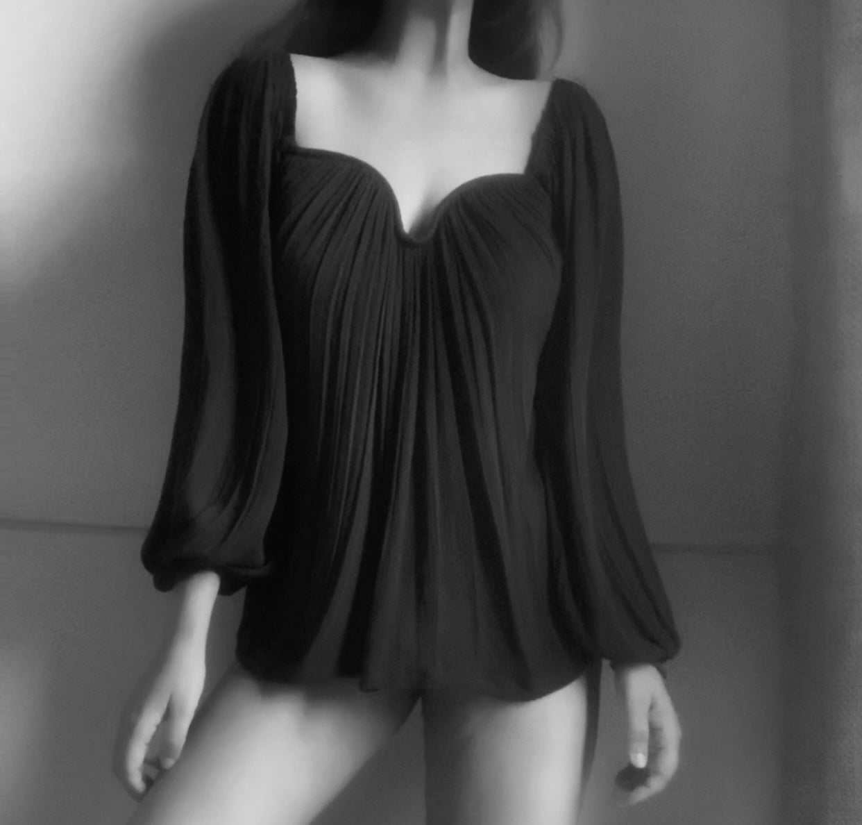 The Valentina Top : Black