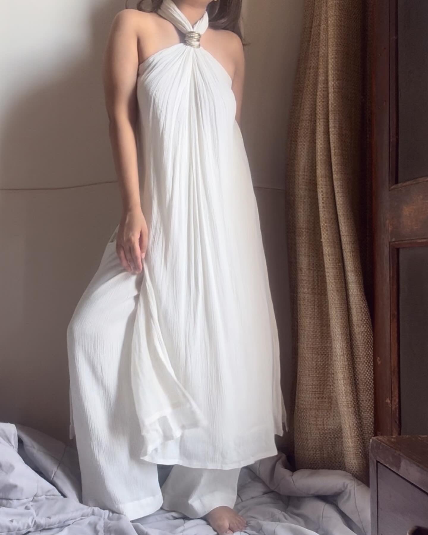 The Gloria Long Aurum : White
