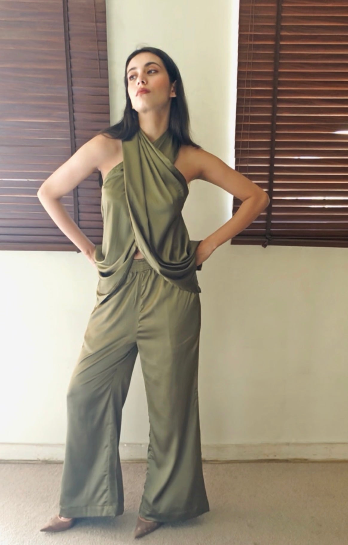 The Poseidon Set Satin : Olive
