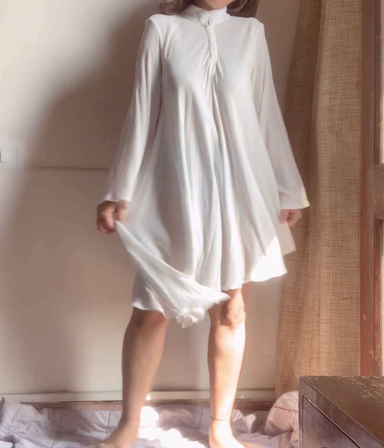 The Cora Top With Sleeves : White