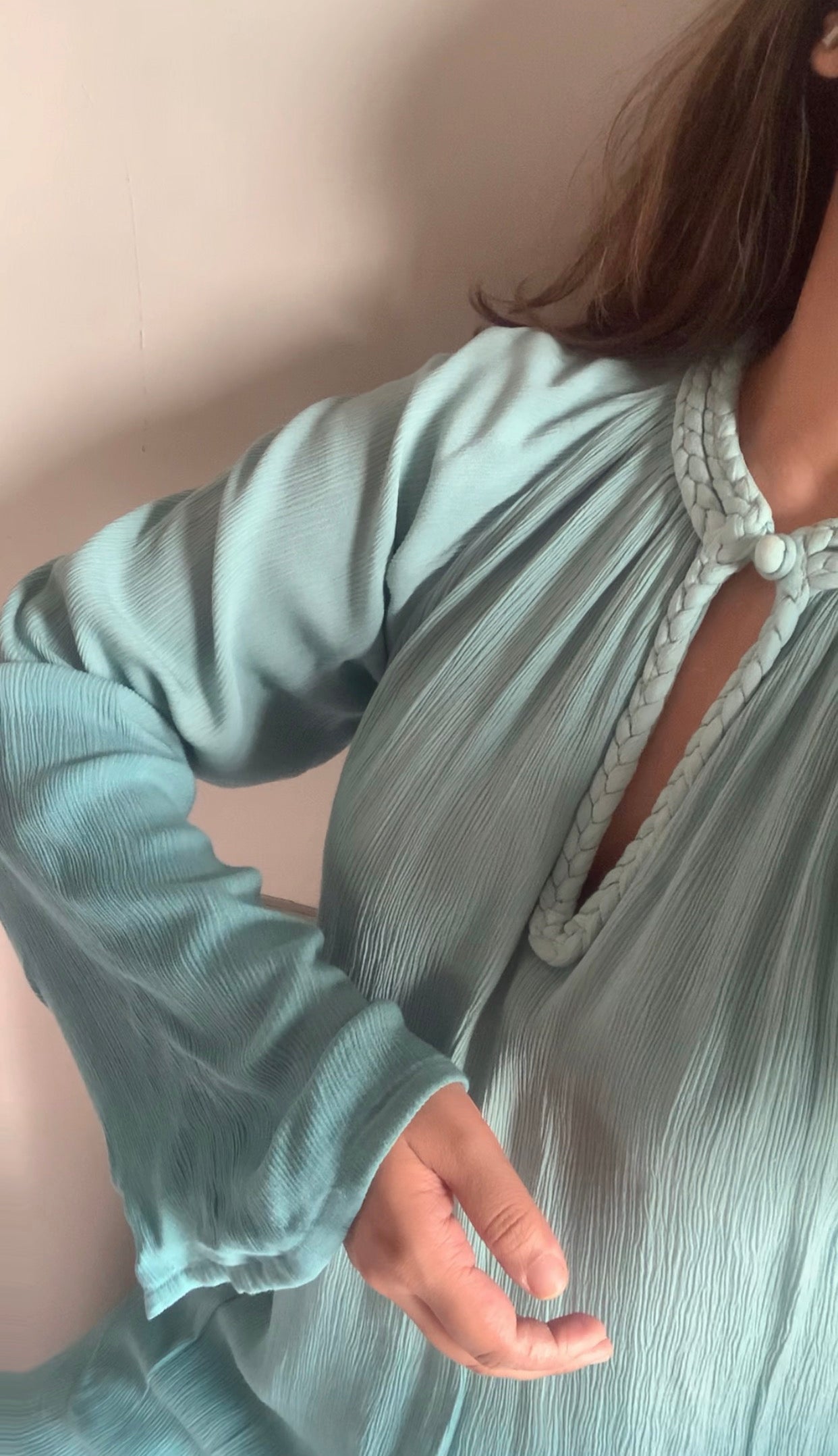 The Mira Set Sleeves : Light Teal Ombré
