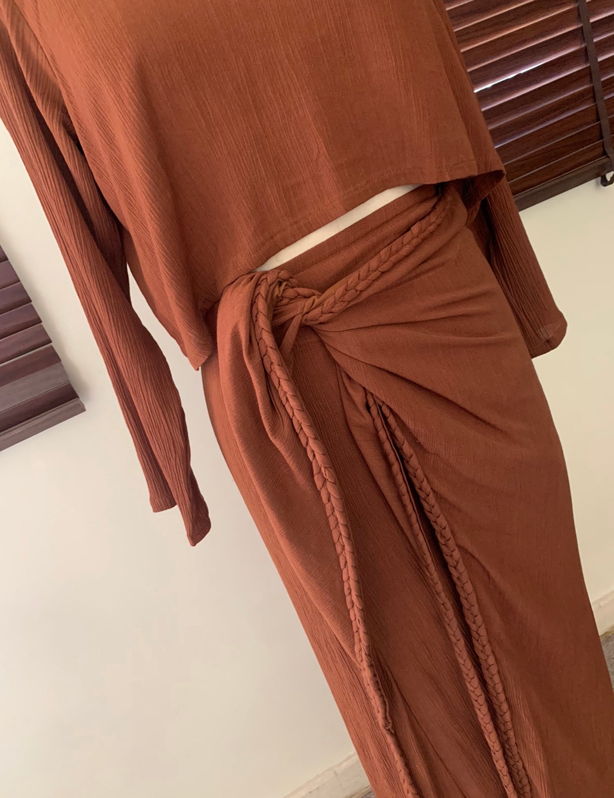 The Valencia : Brown