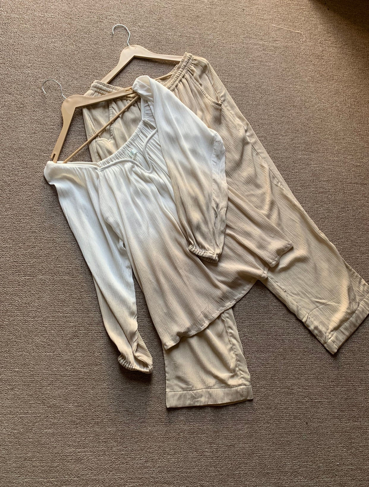 The Valentina Set : White And Beige Ombré