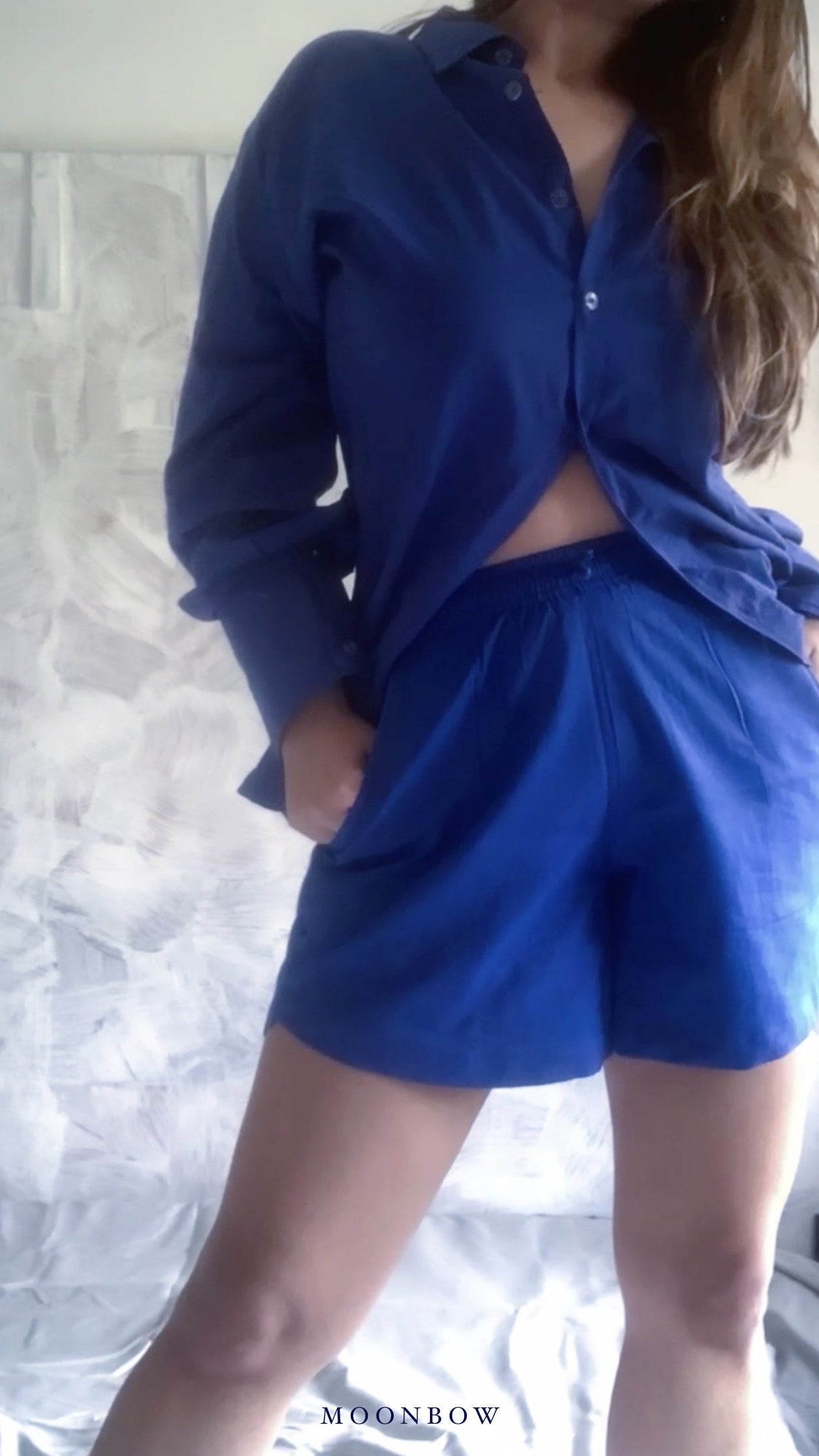 THE BAY SET : Electric Blue