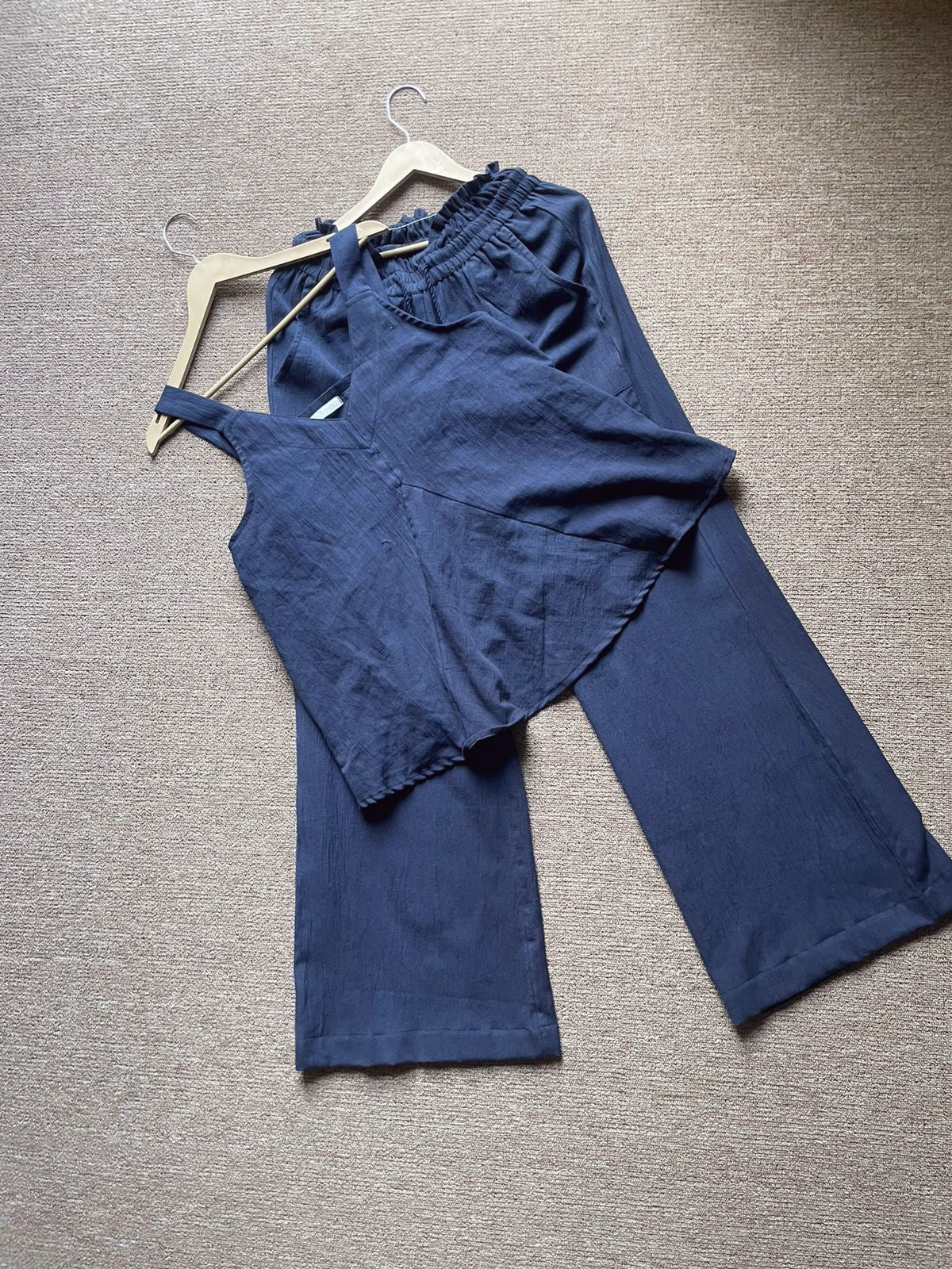 The Hail Set : Navy