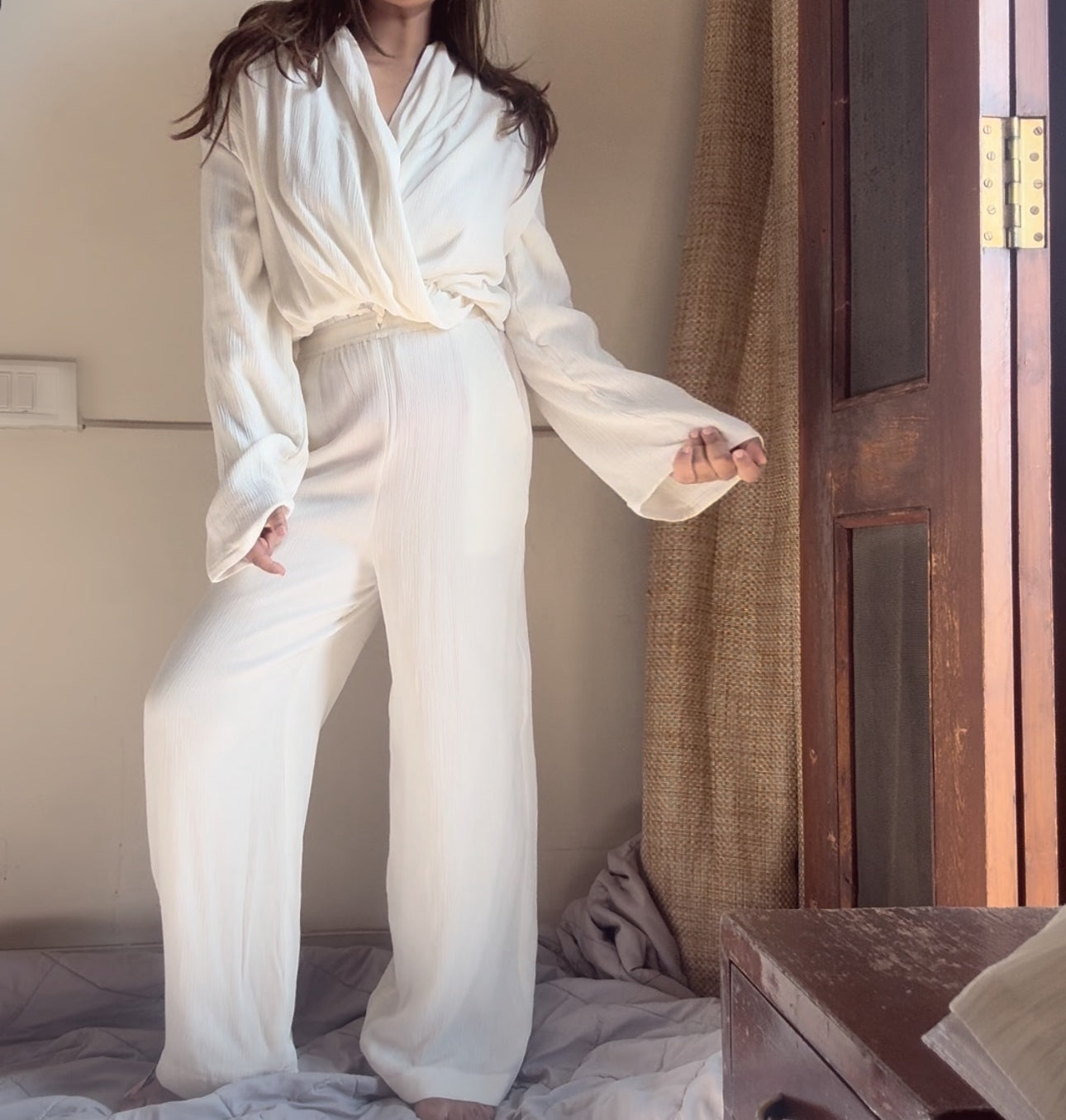 The Dawn Grove Set : White