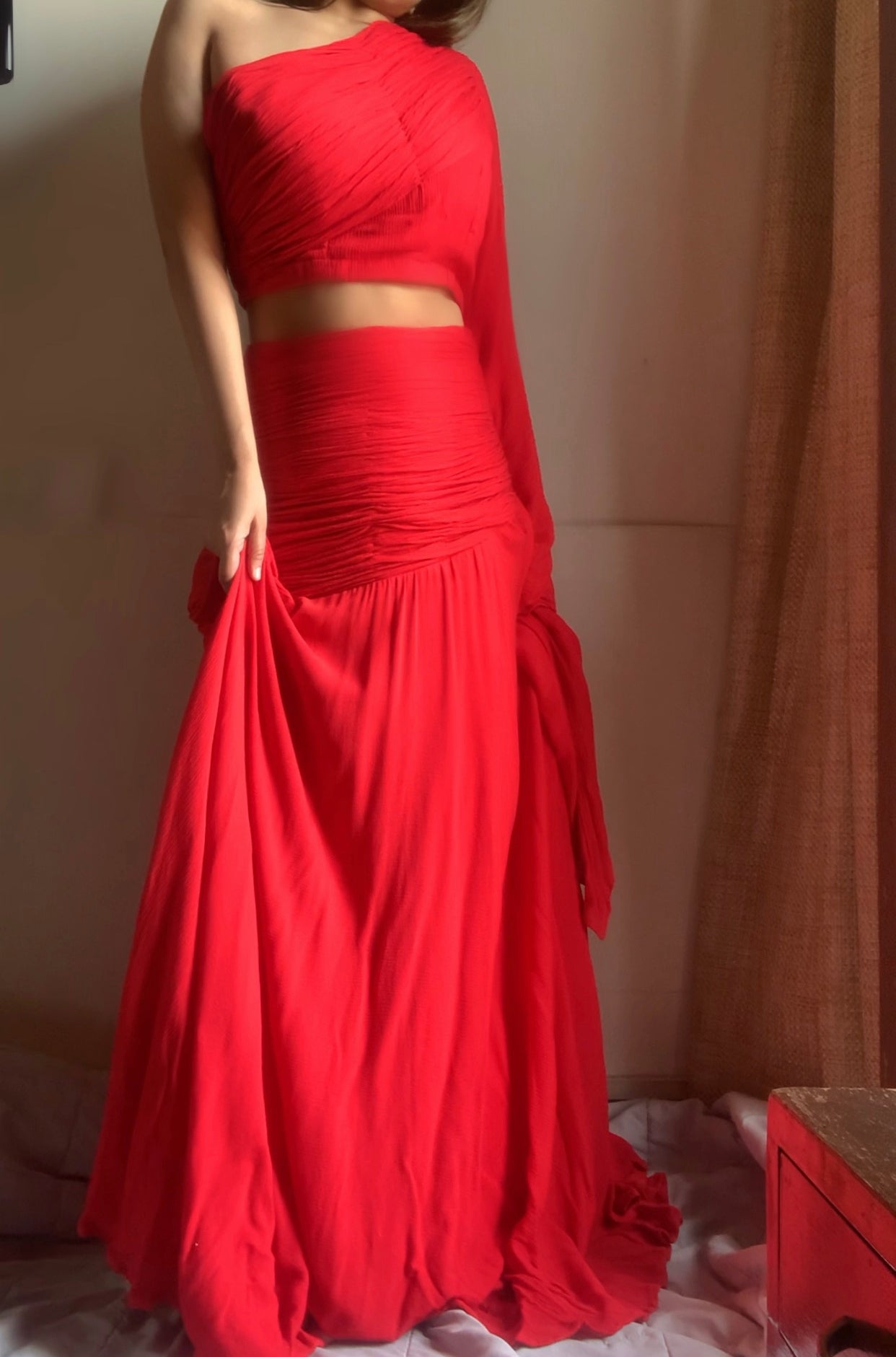 The Rosa : Red