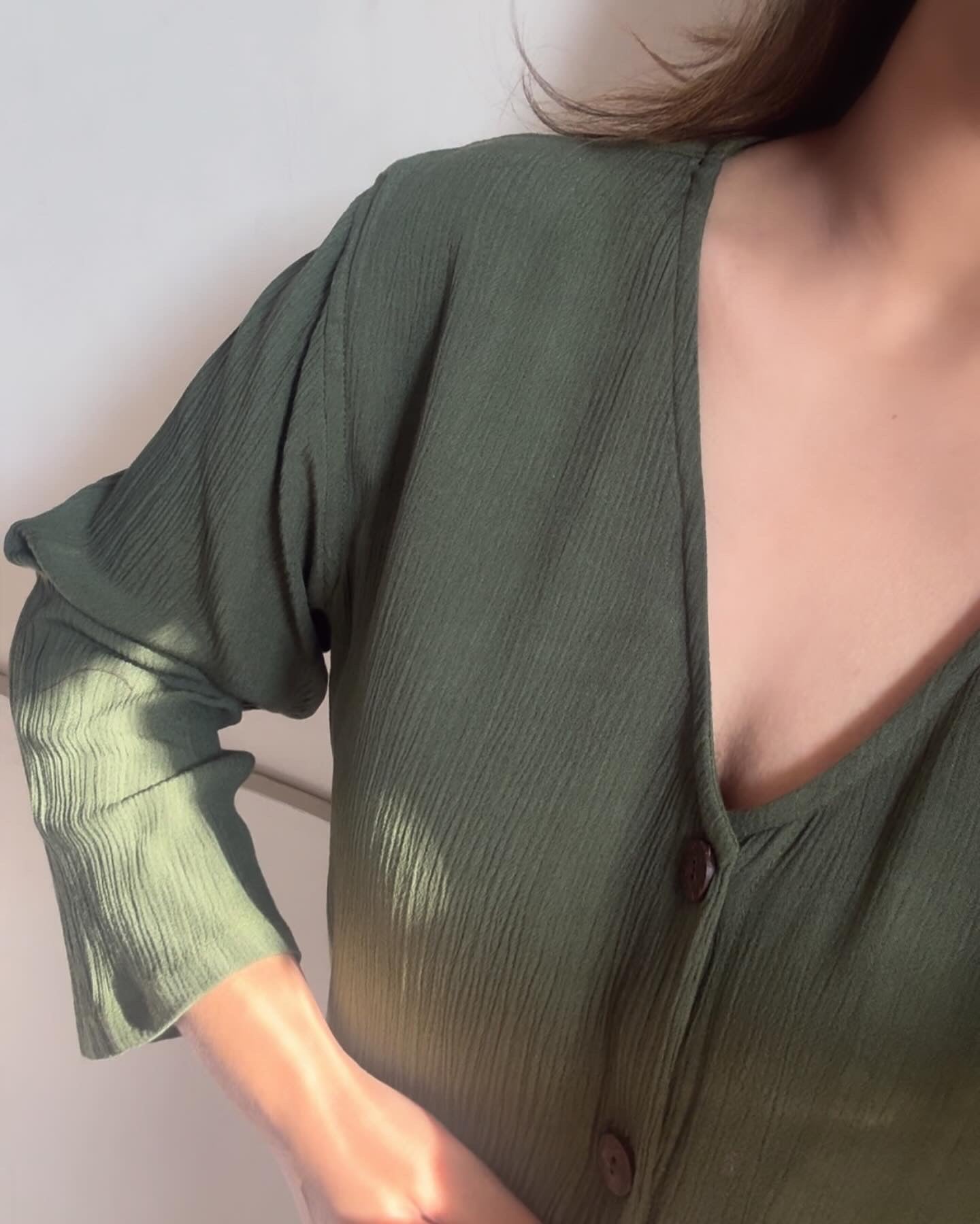 The Juliet Set With Sleeves : Olive