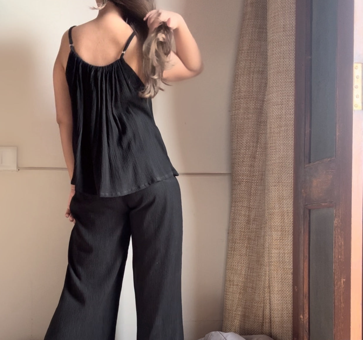 The Scallop Set : Black