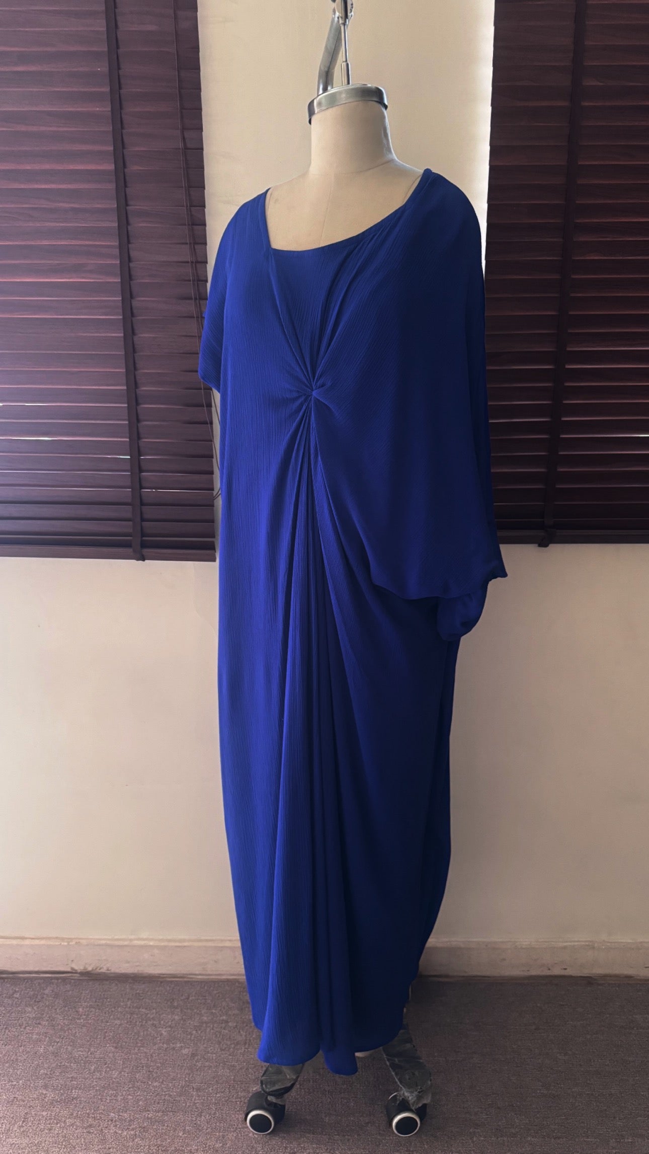 The Artic Wave Kaftan : Electric Blue