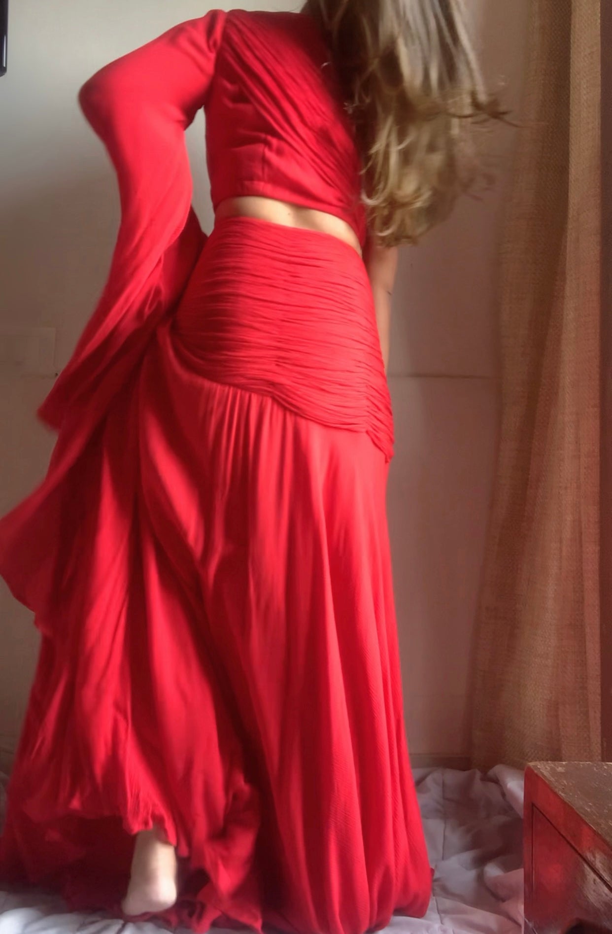 The Rosa : Red