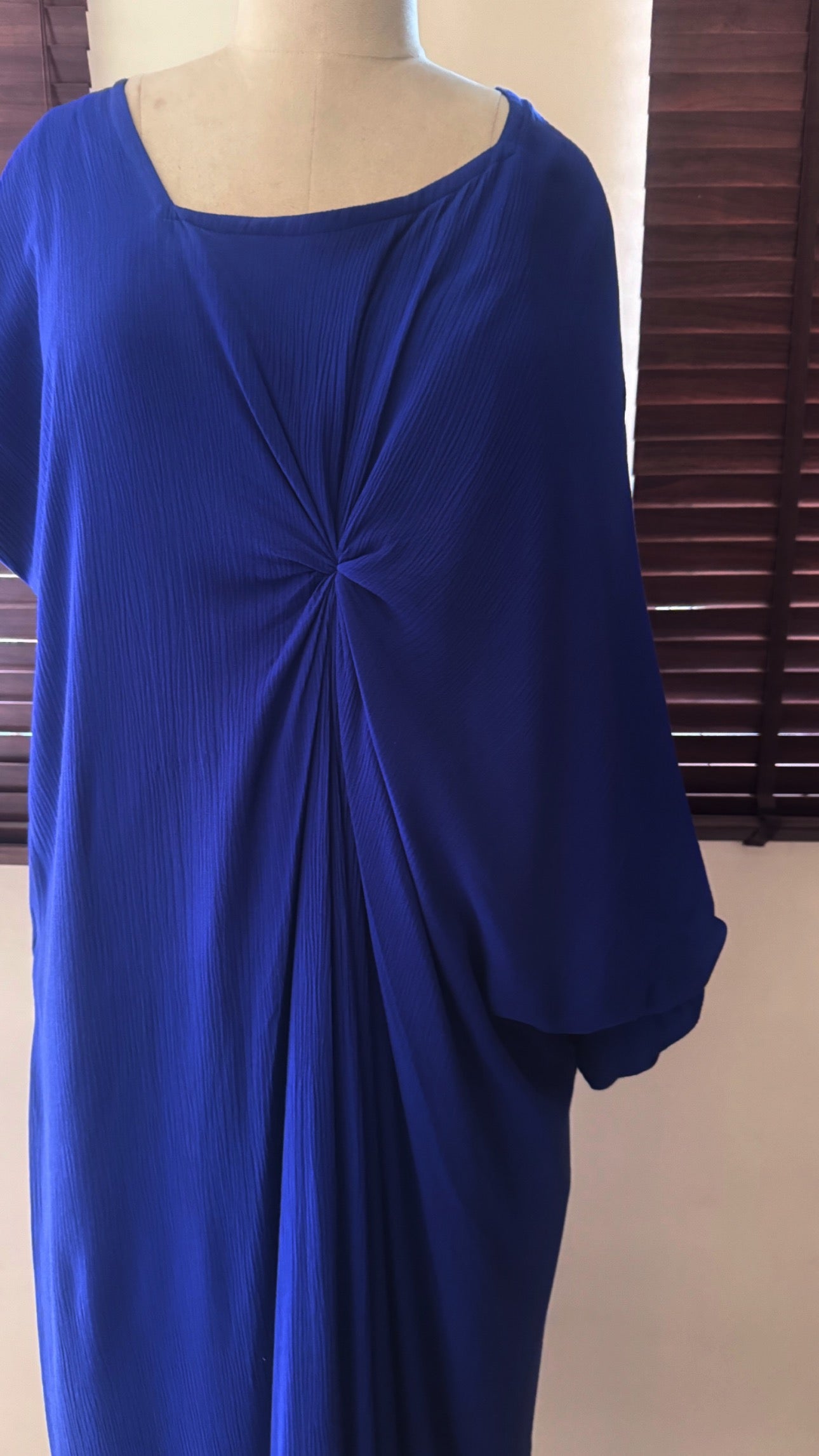 The Artic Wave Kaftan : Electric Blue