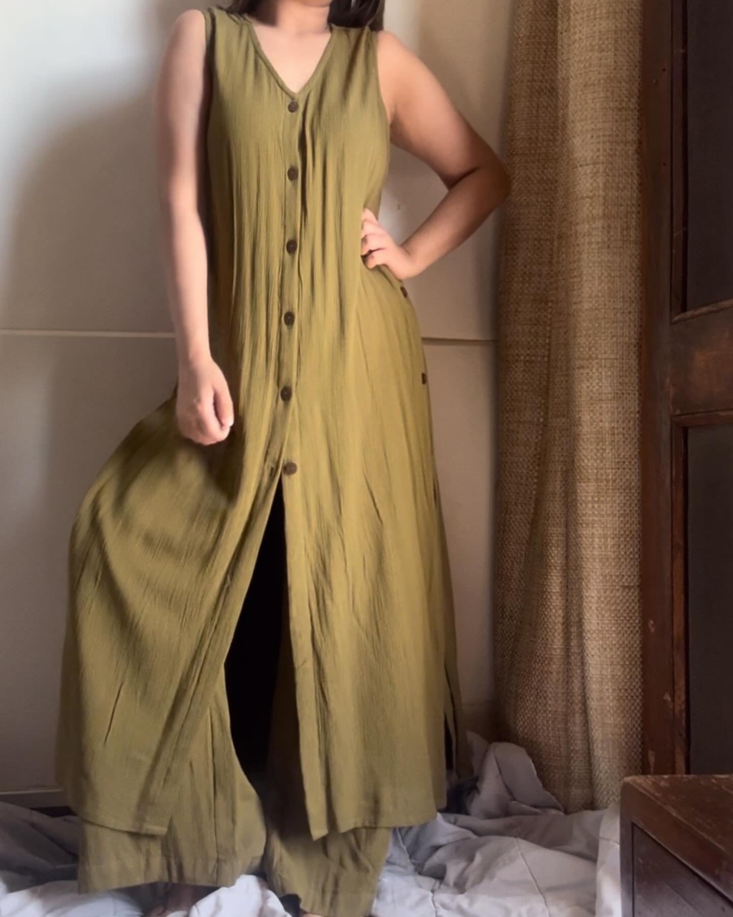 The Juliet Set : Light Olive