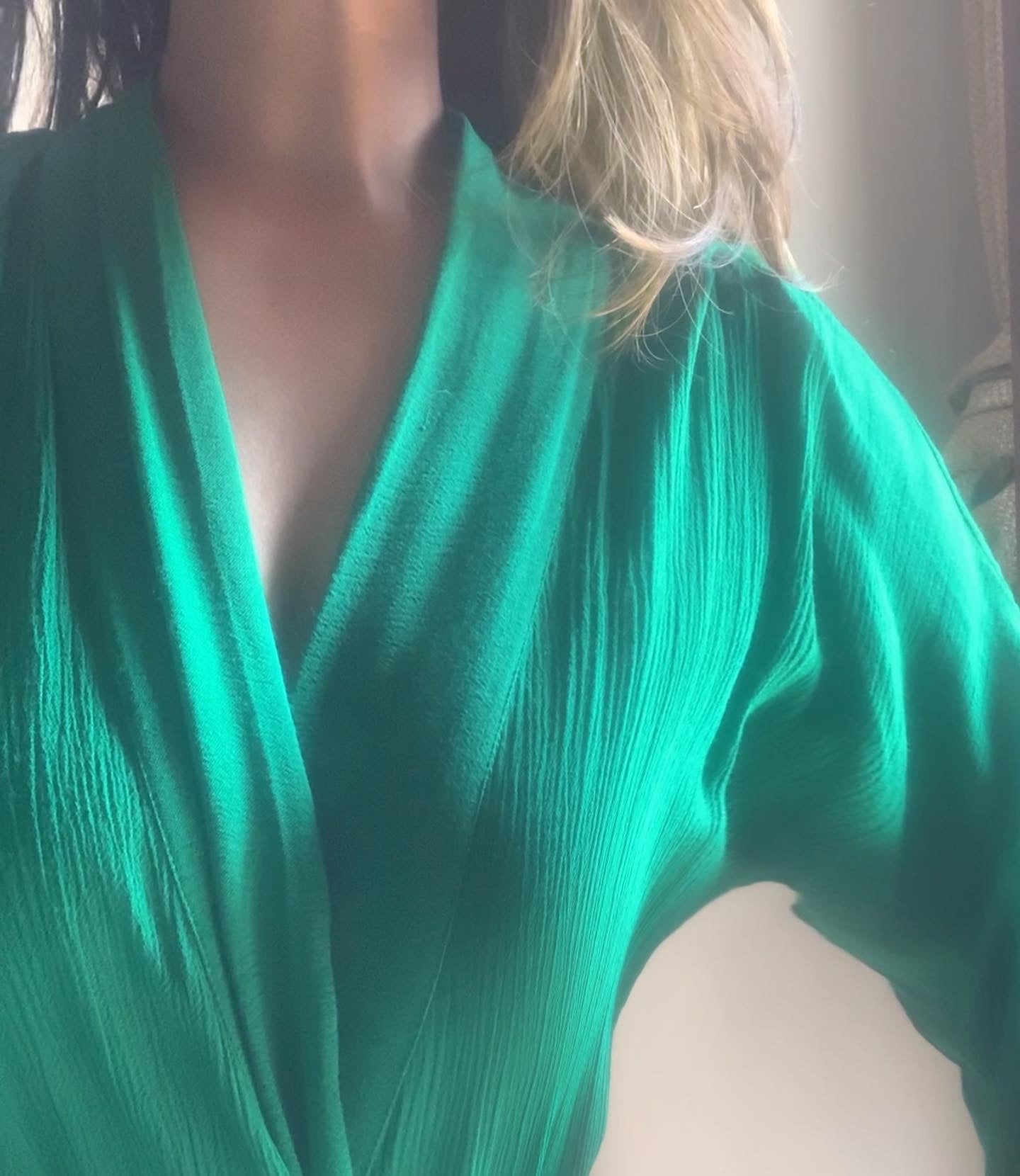 THE AMBER : Jade Green