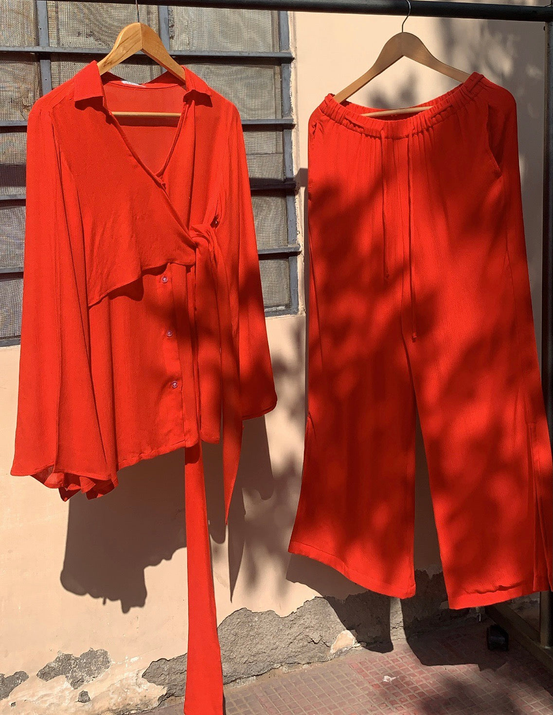 THE THALASSIC SET : Cherry Red