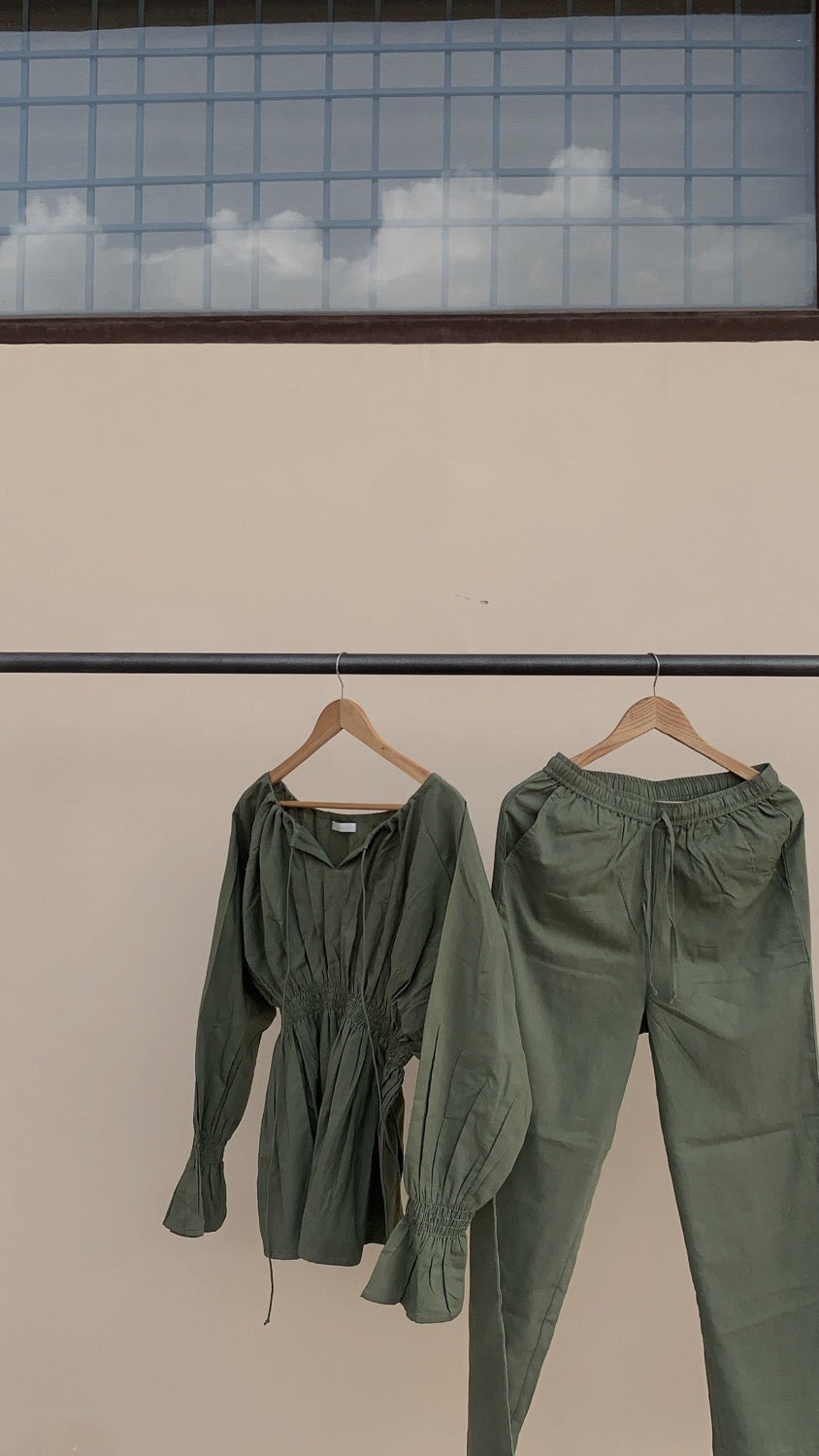 THE SEAGLASS SET ~ in Olive