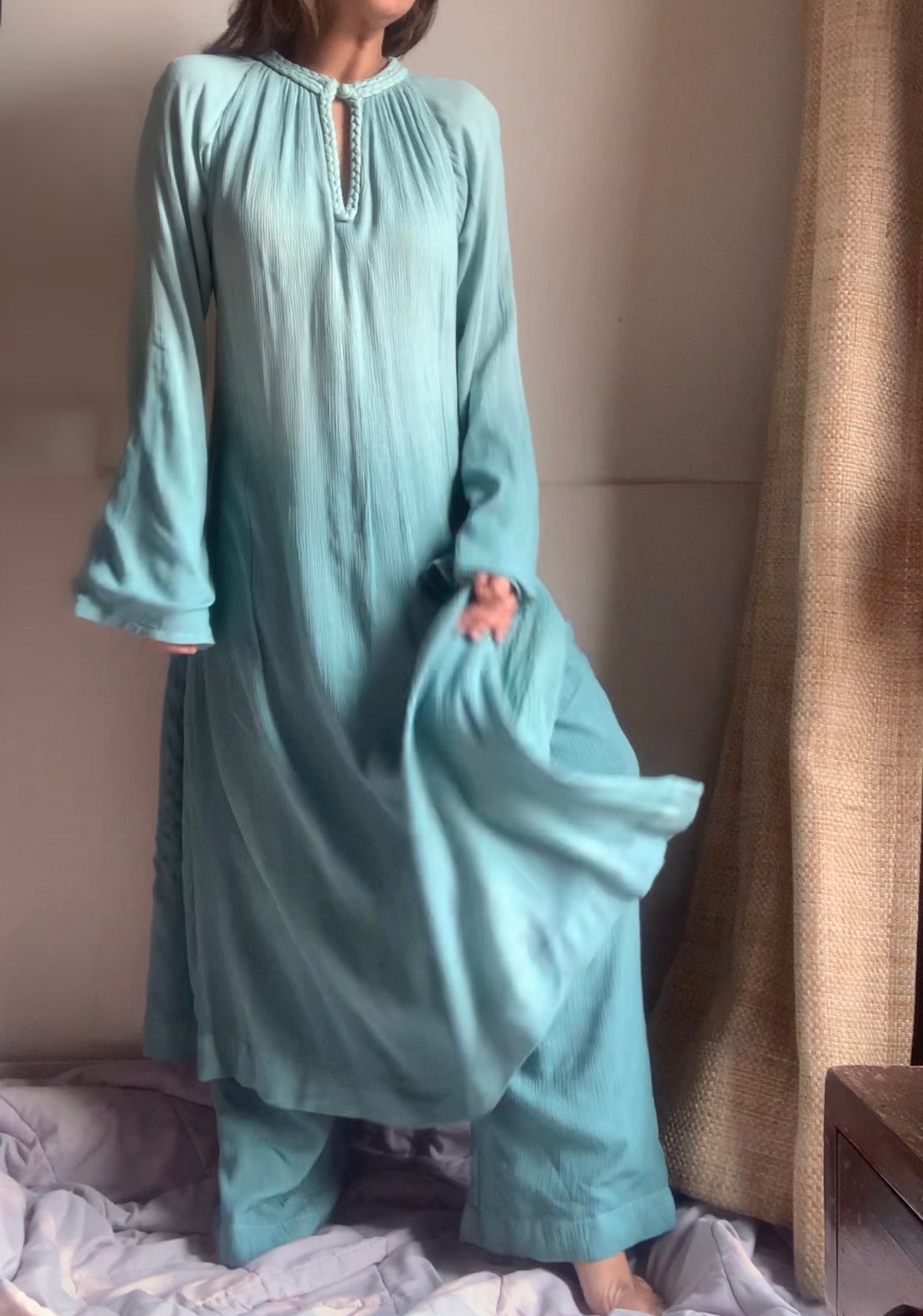 The Mira Set Sleeves : Light Teal Ombré