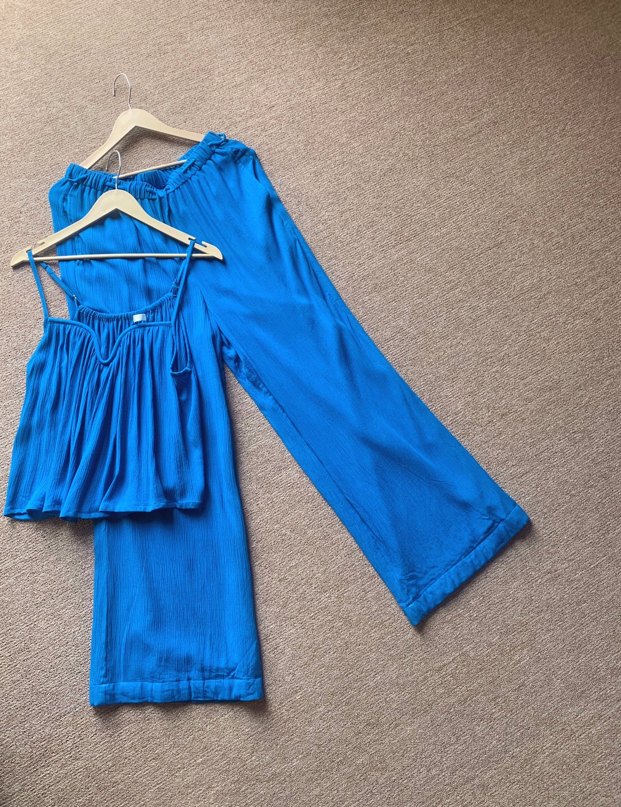 The Scallop Set : Cobalt Blue