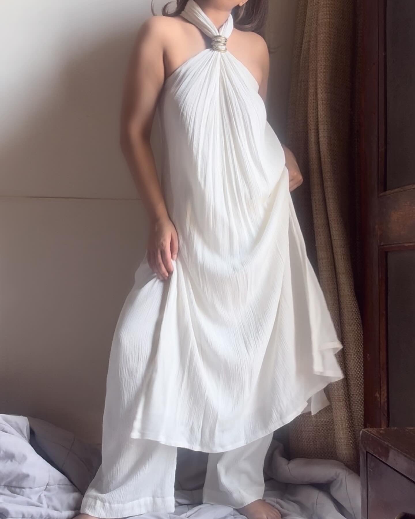 The Gloria Long Aurum : White