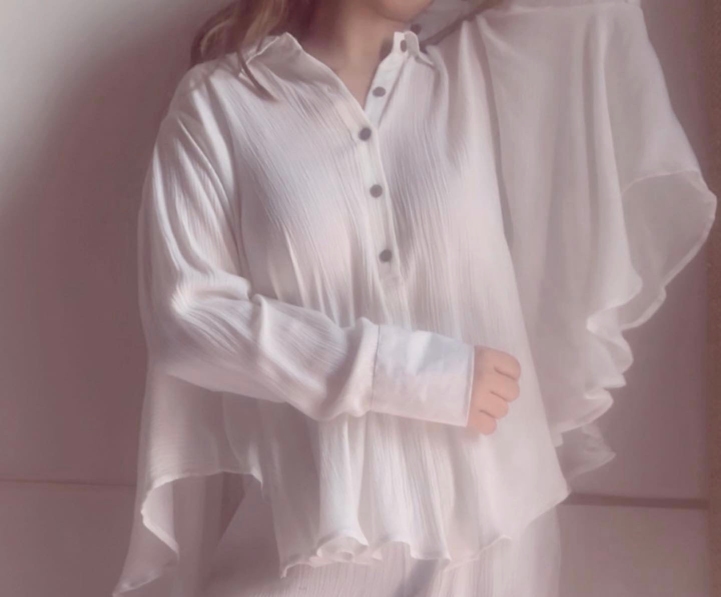 The Swirl Top : White