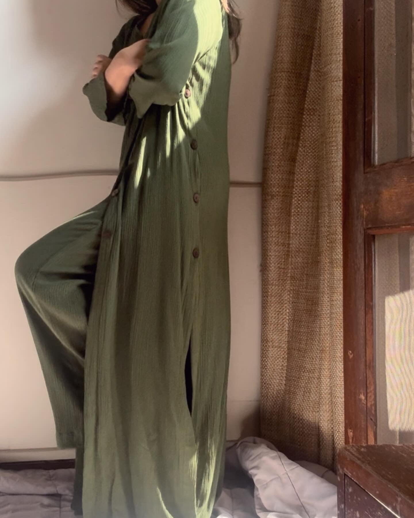 The Juliet Set With Sleeves : Olive