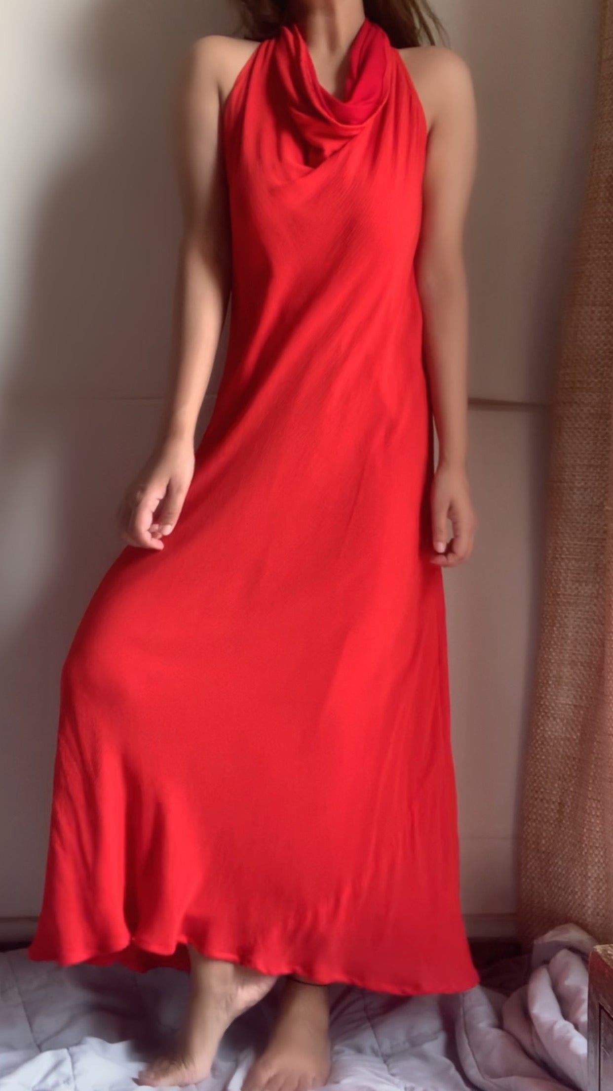 The  Astra Midi : Red